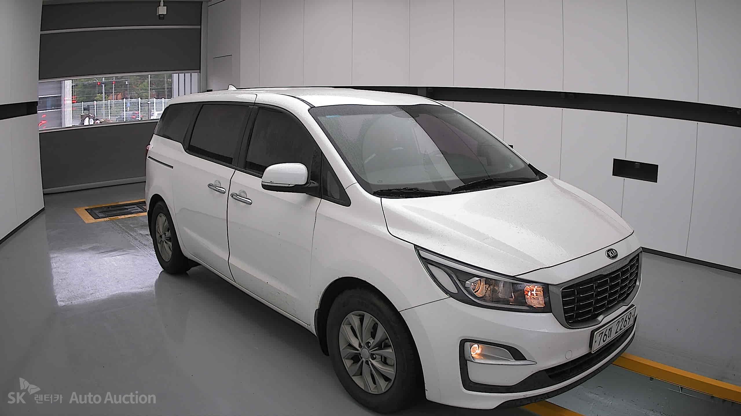 2020 - kia carnival