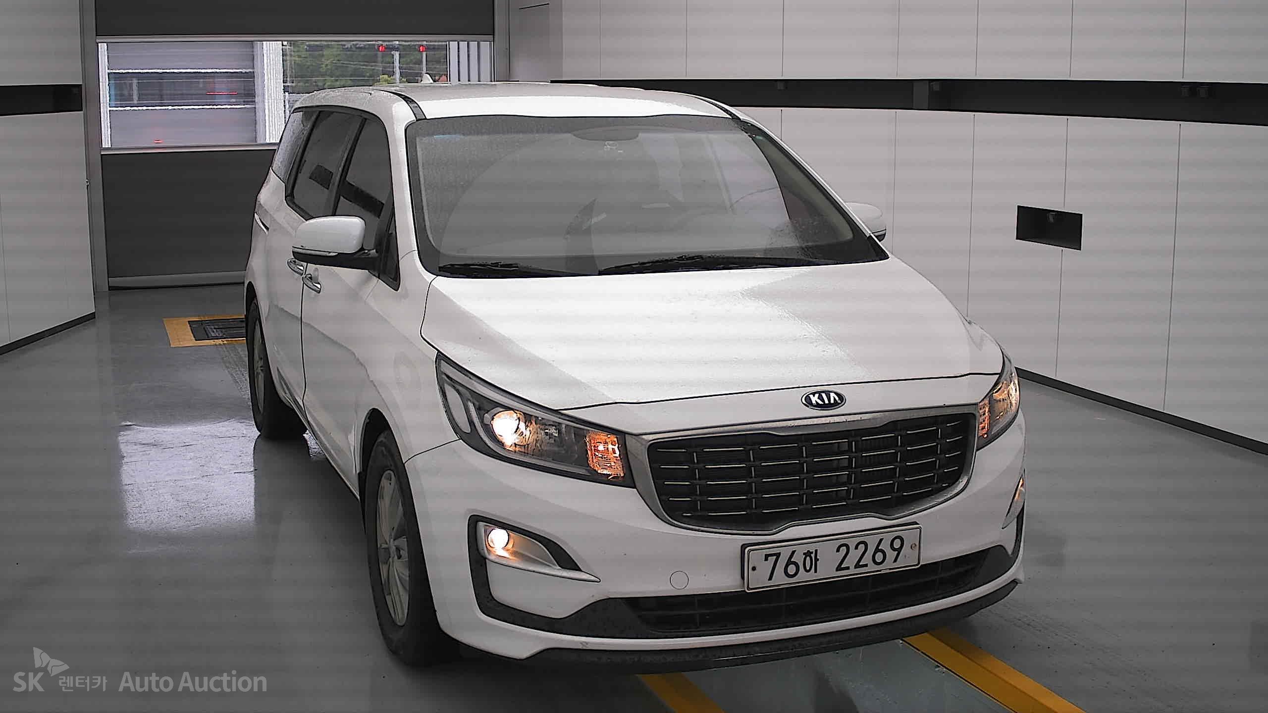 2020 - kia carnival