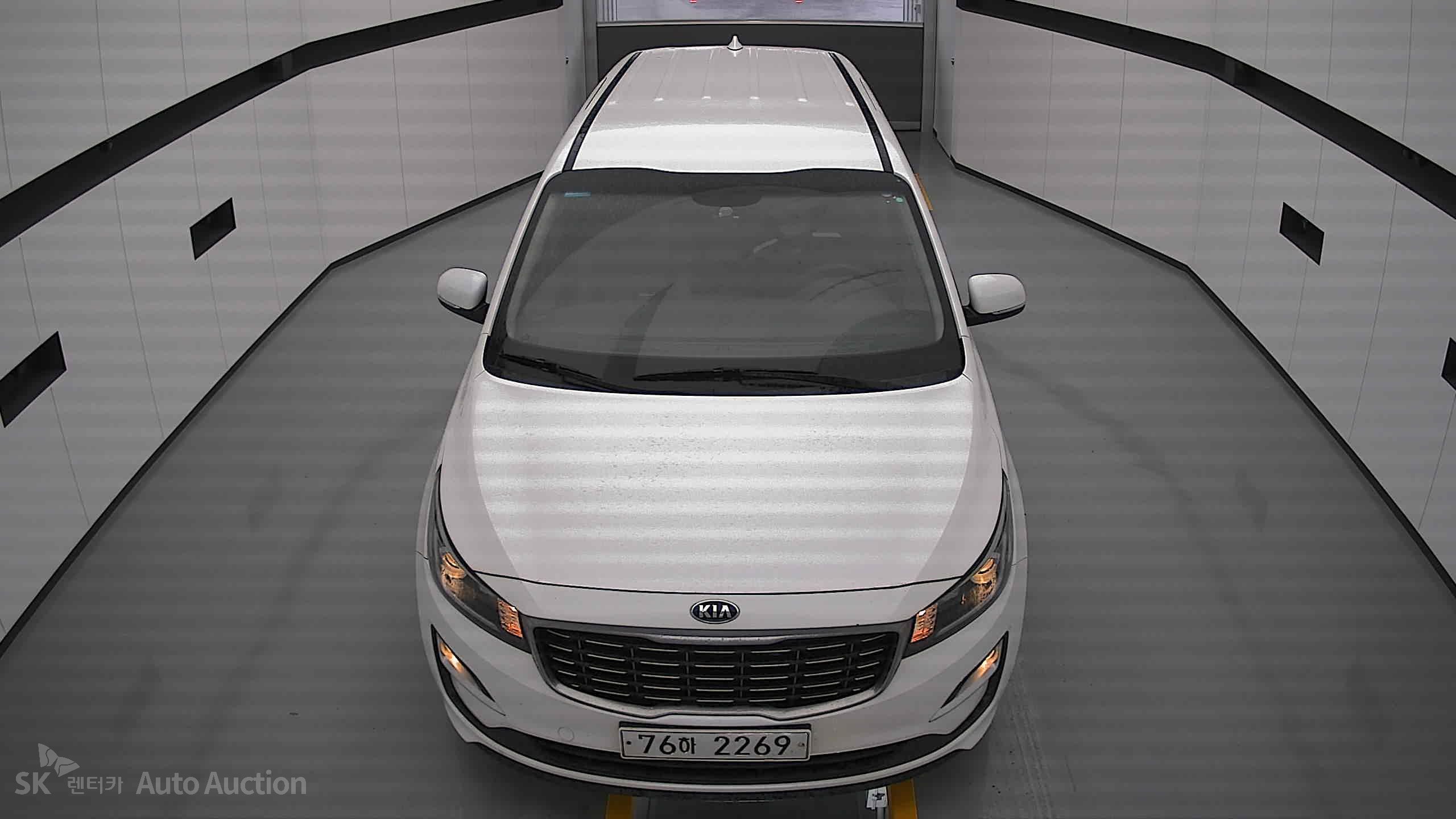 2020 - kia carnival