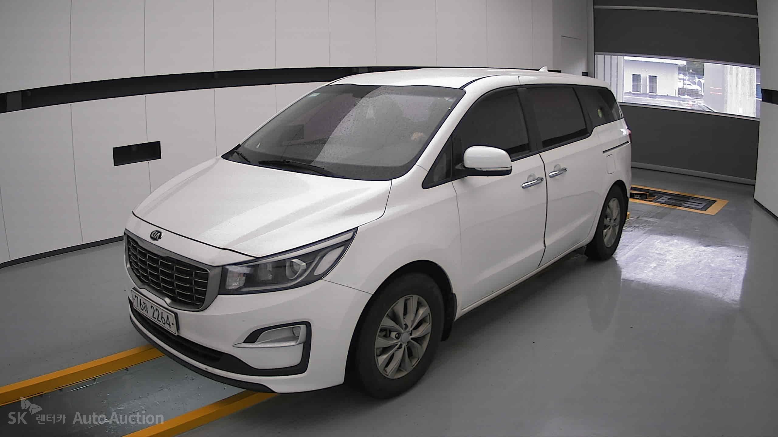 2020 - kia carnival