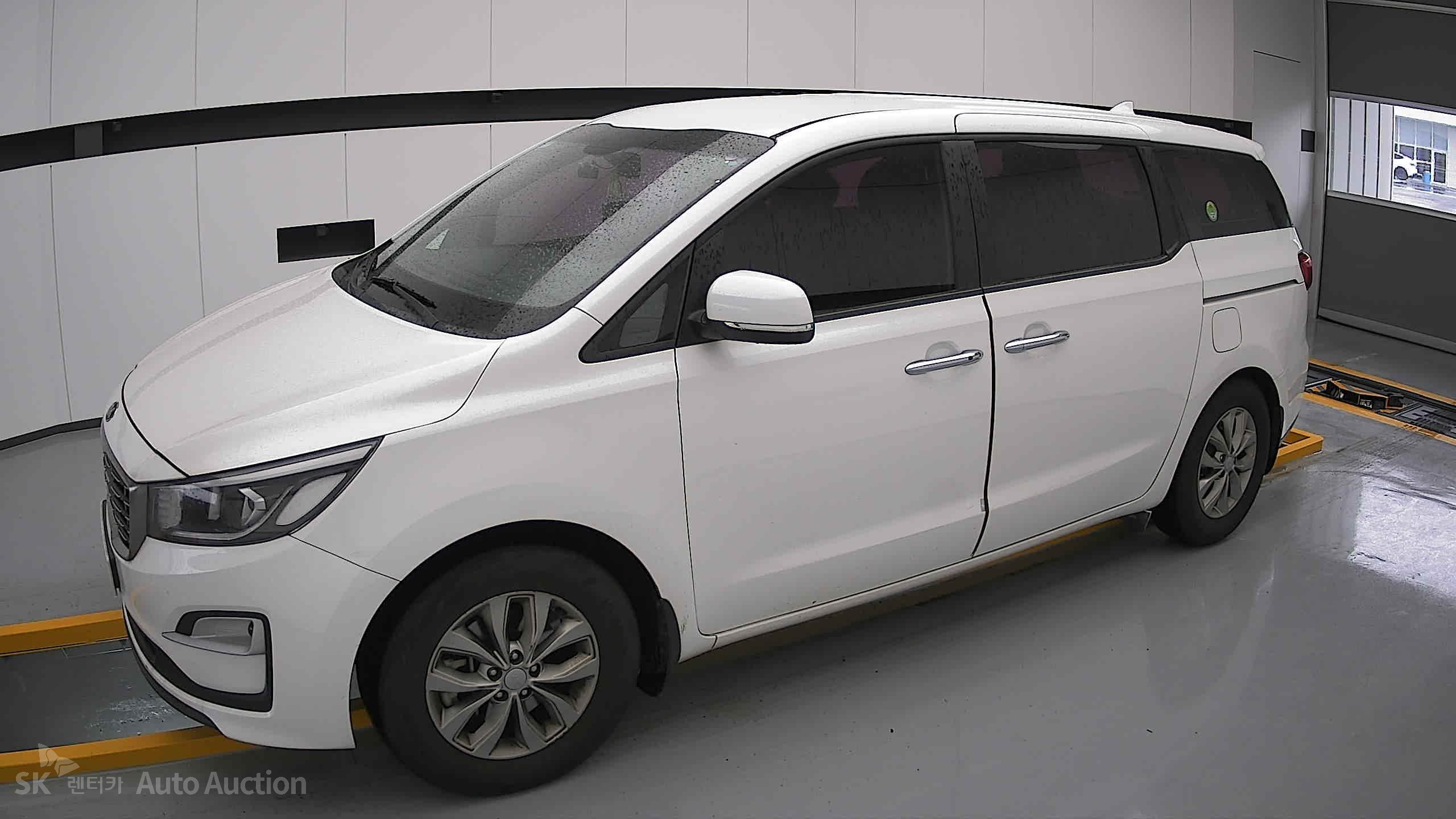 2020 - kia carnival