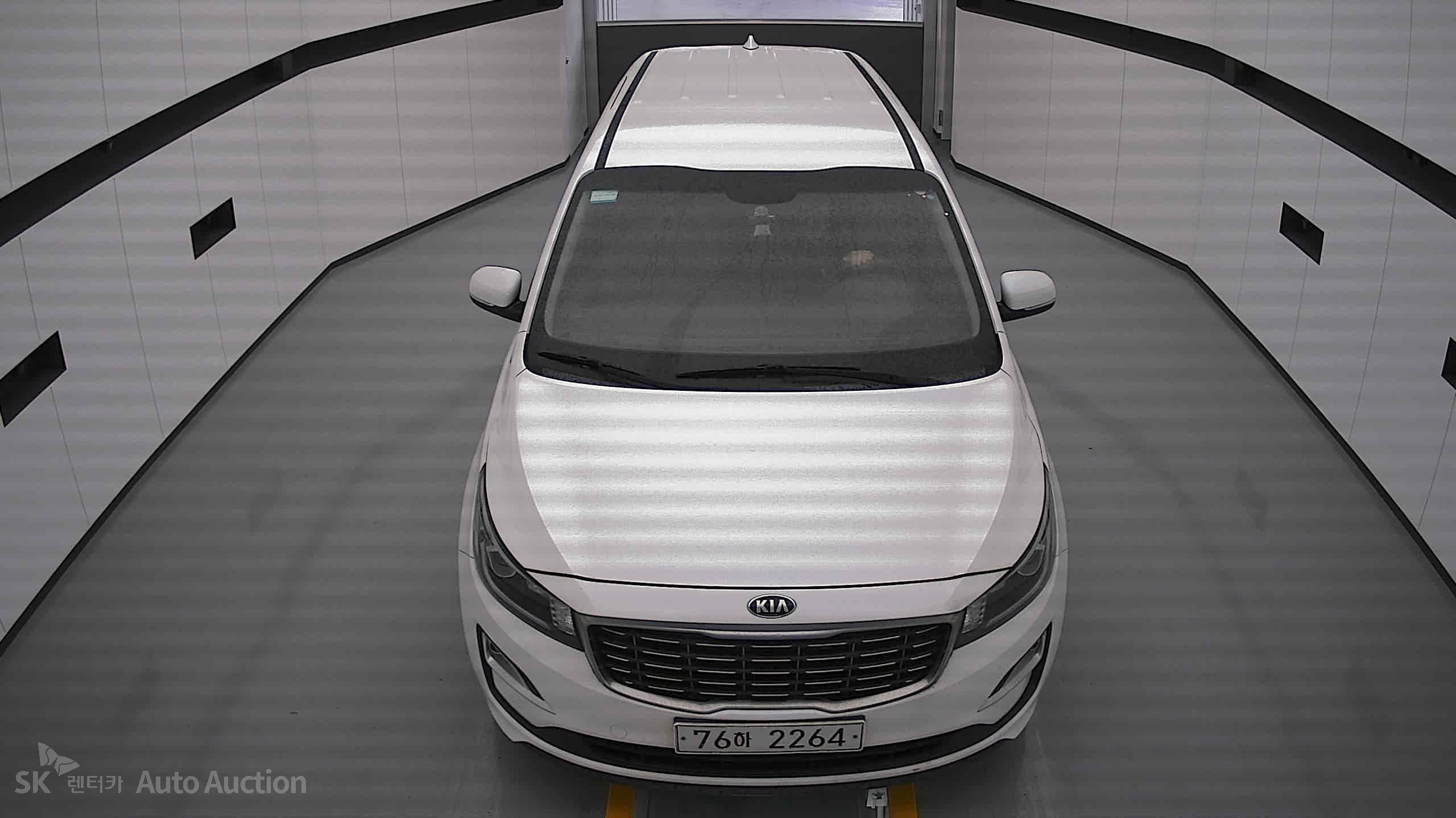 2020 - kia carnival