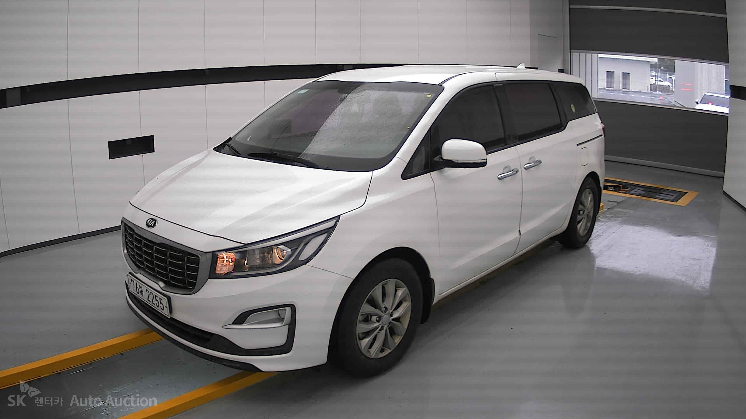 2020 - kia carnival
