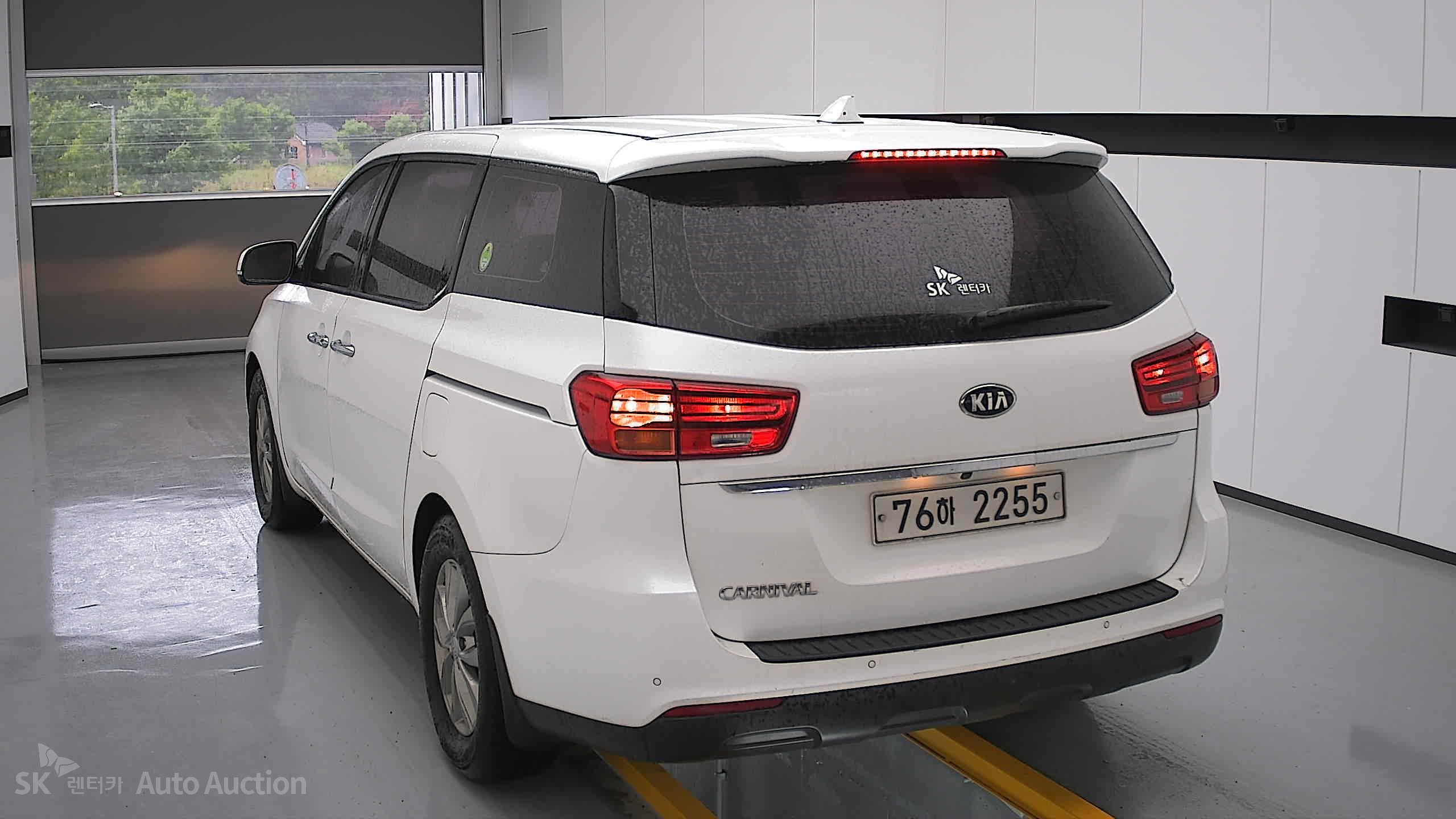 2020 - kia carnival