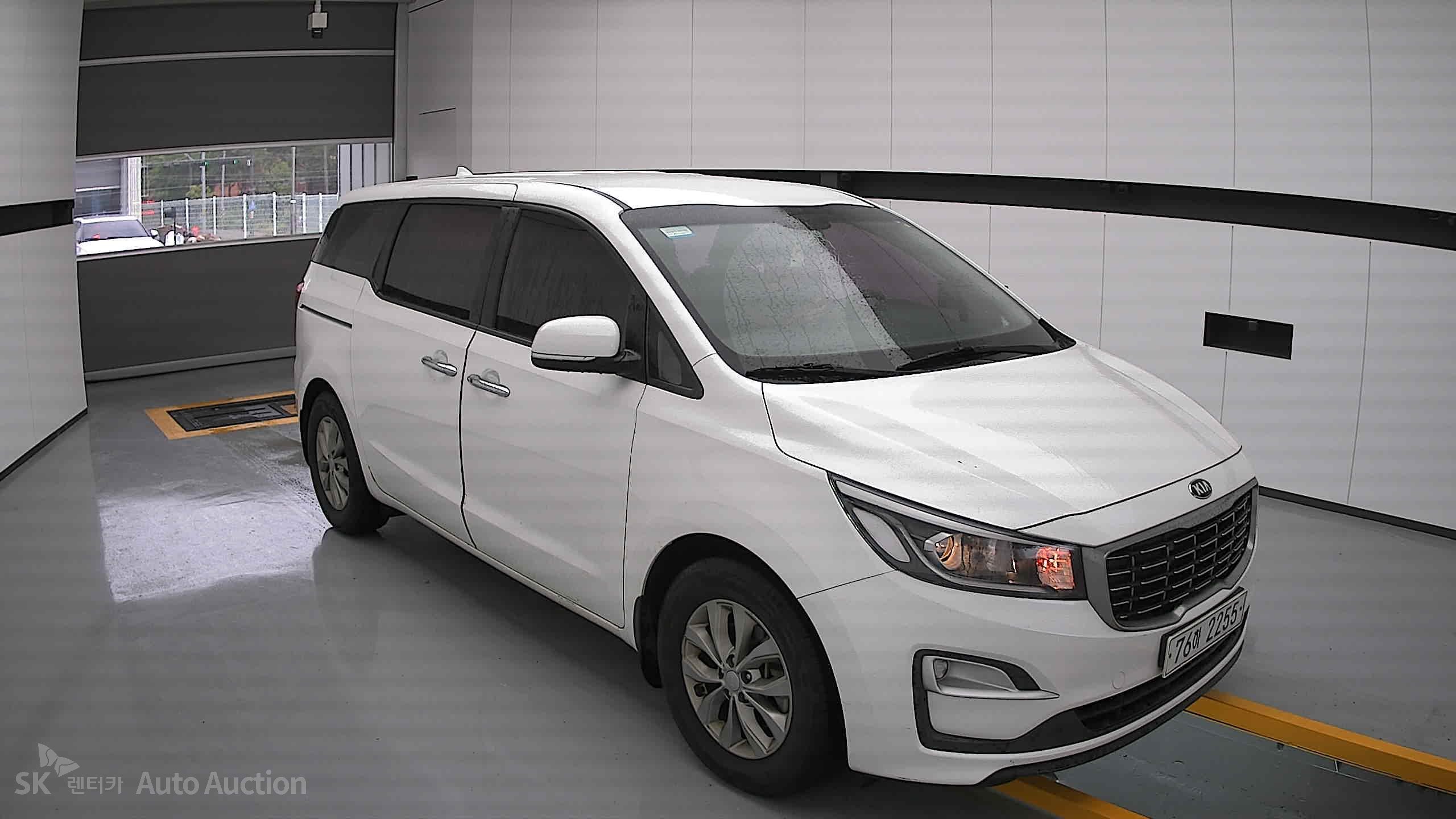 2020 - kia carnival