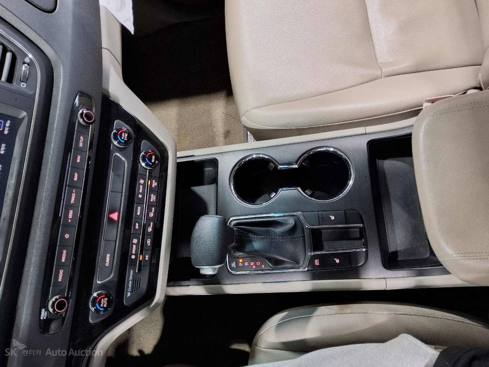 2020 - kia carnival