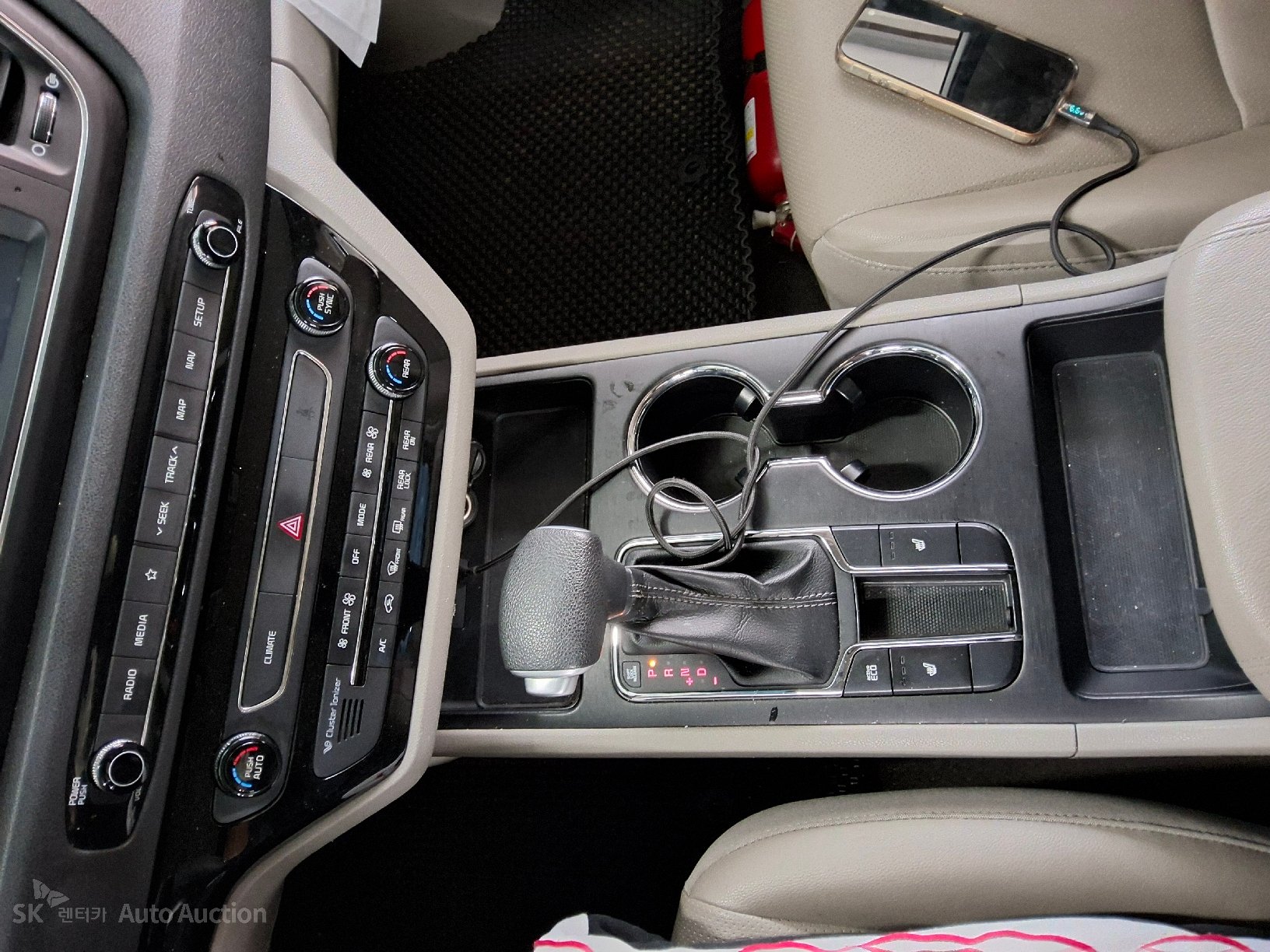 2020 - kia carnival