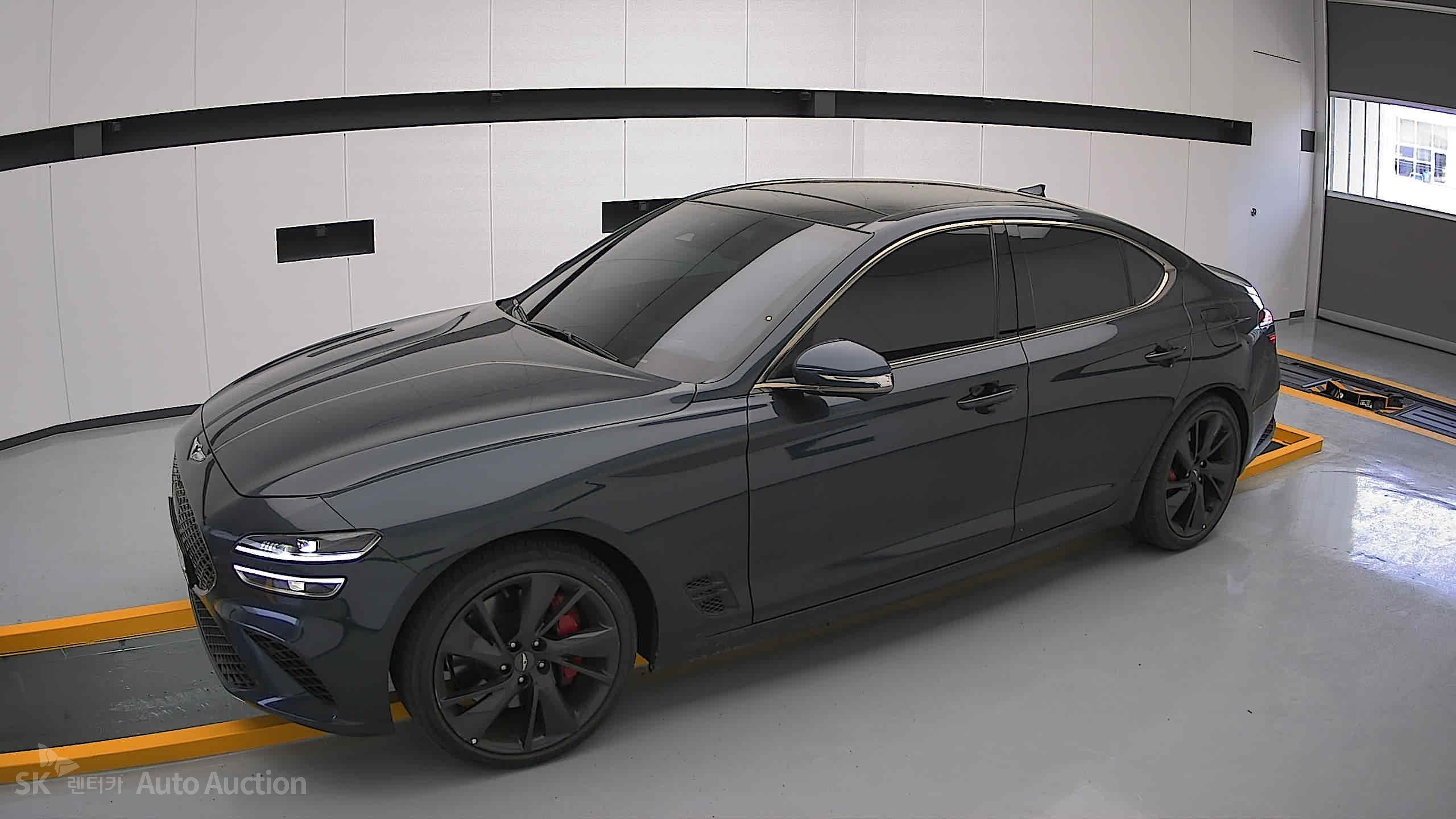 2022 - genesis g70