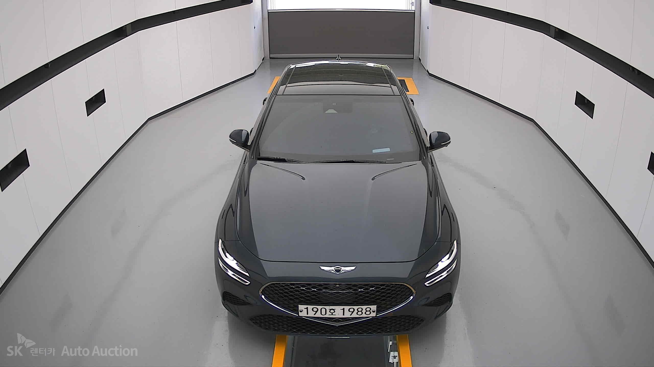 2022 - genesis g70