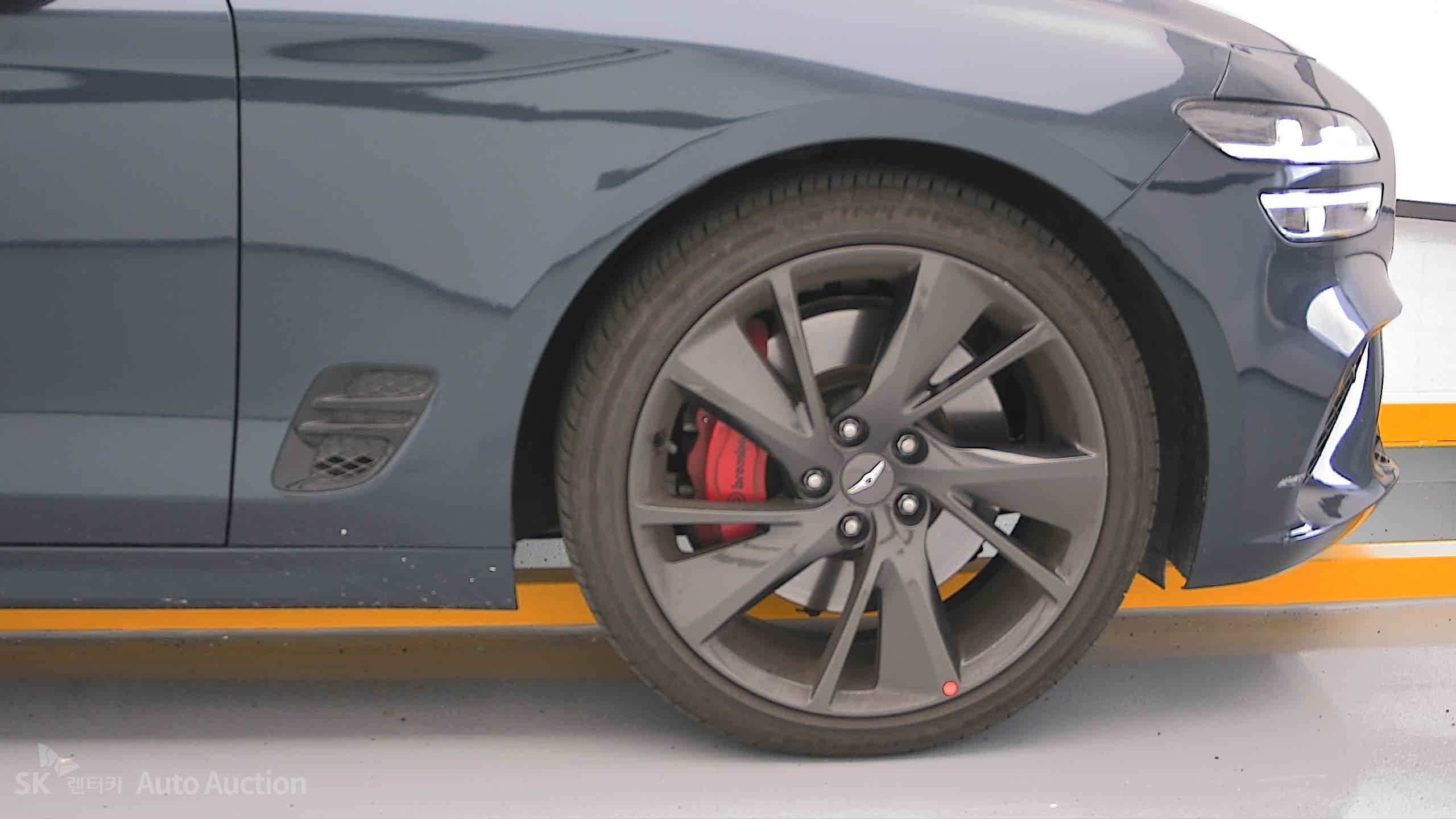 2022 - genesis g70