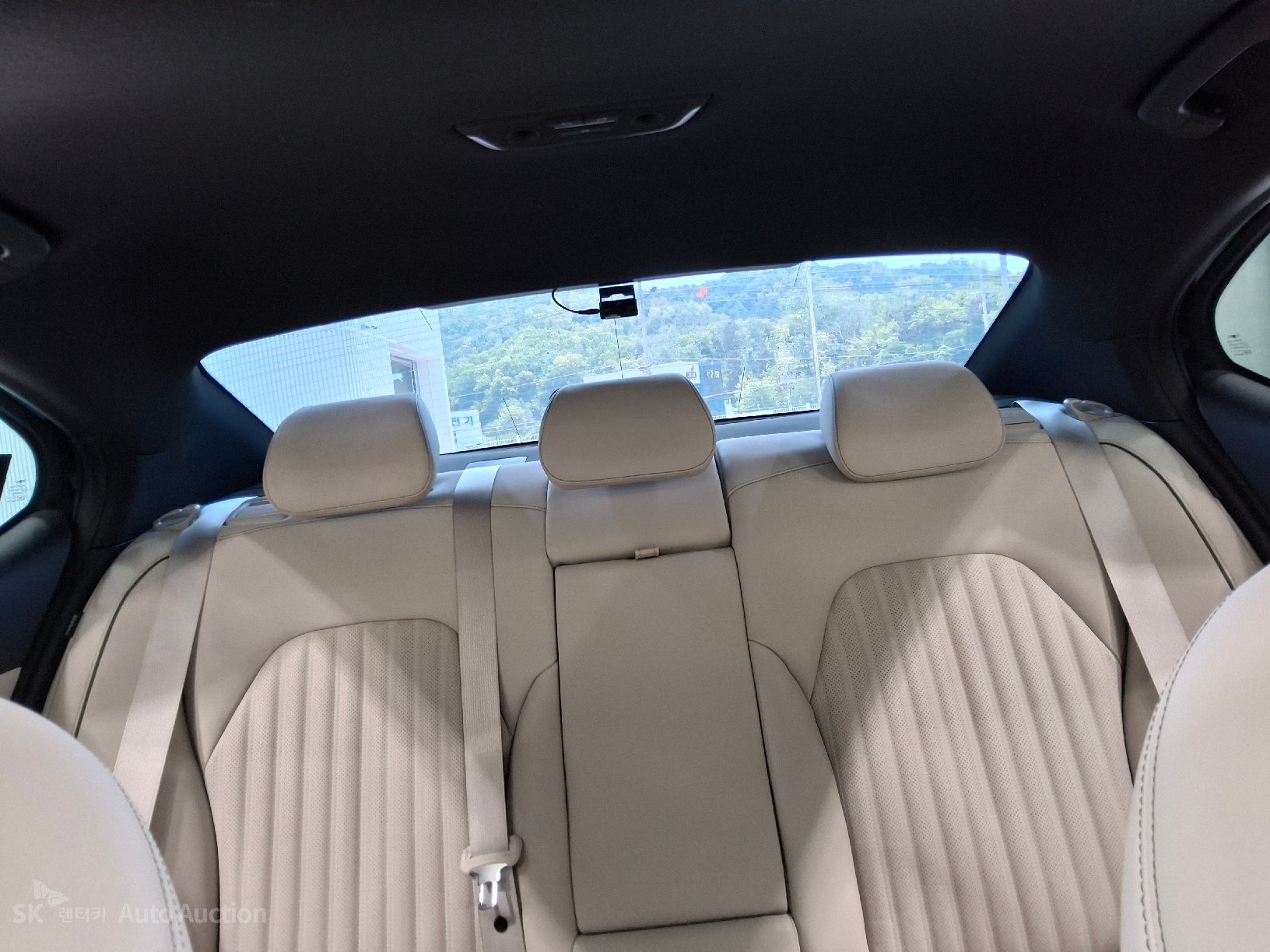 2022 - genesis g70