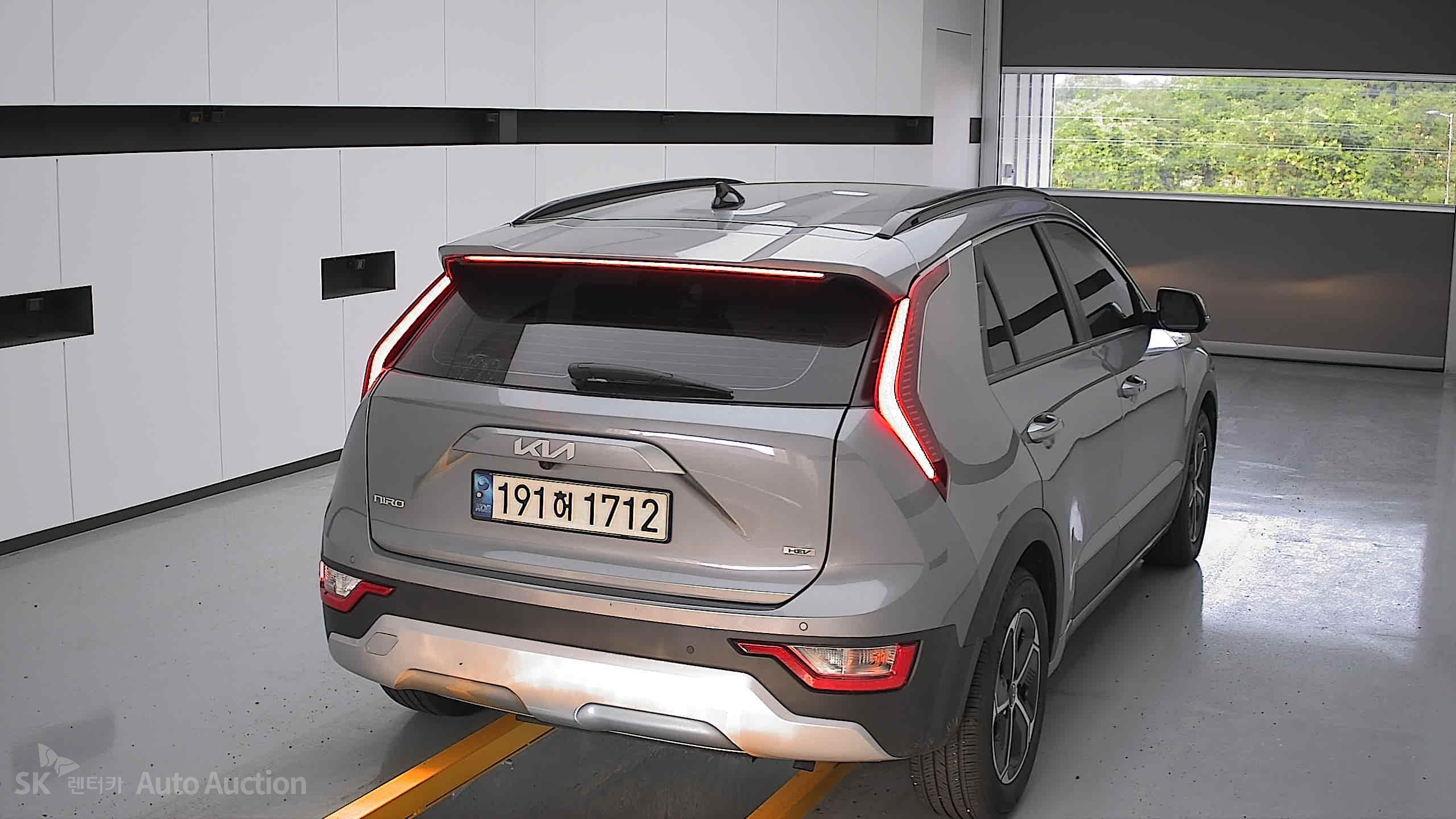 2022 - kia all-new niro