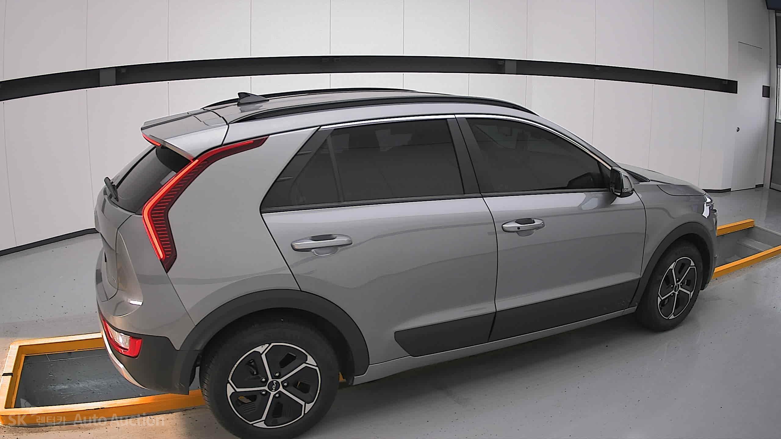 2022 - kia all-new niro