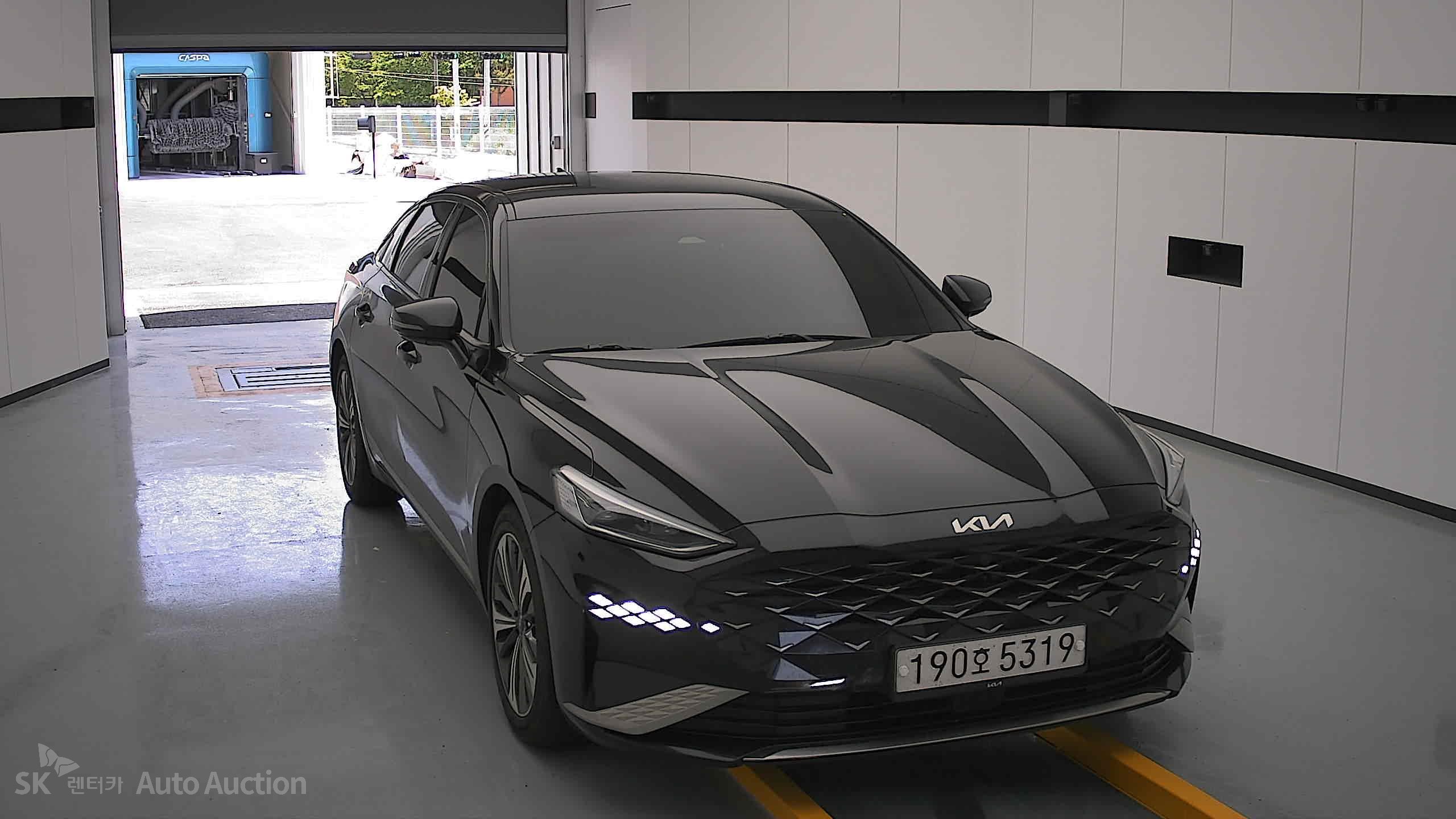2022 - kia k8