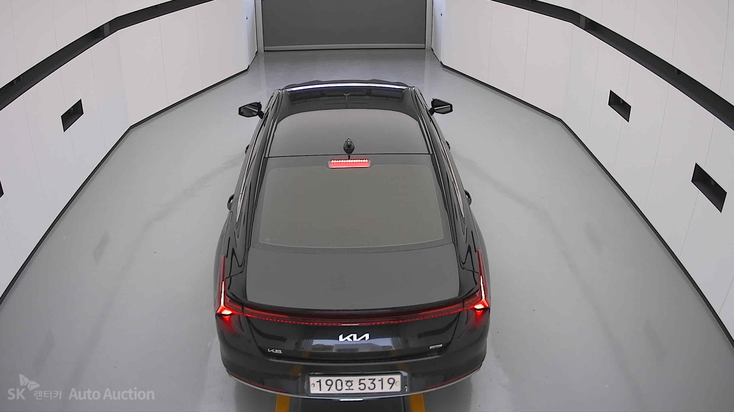 2022 - kia k8
