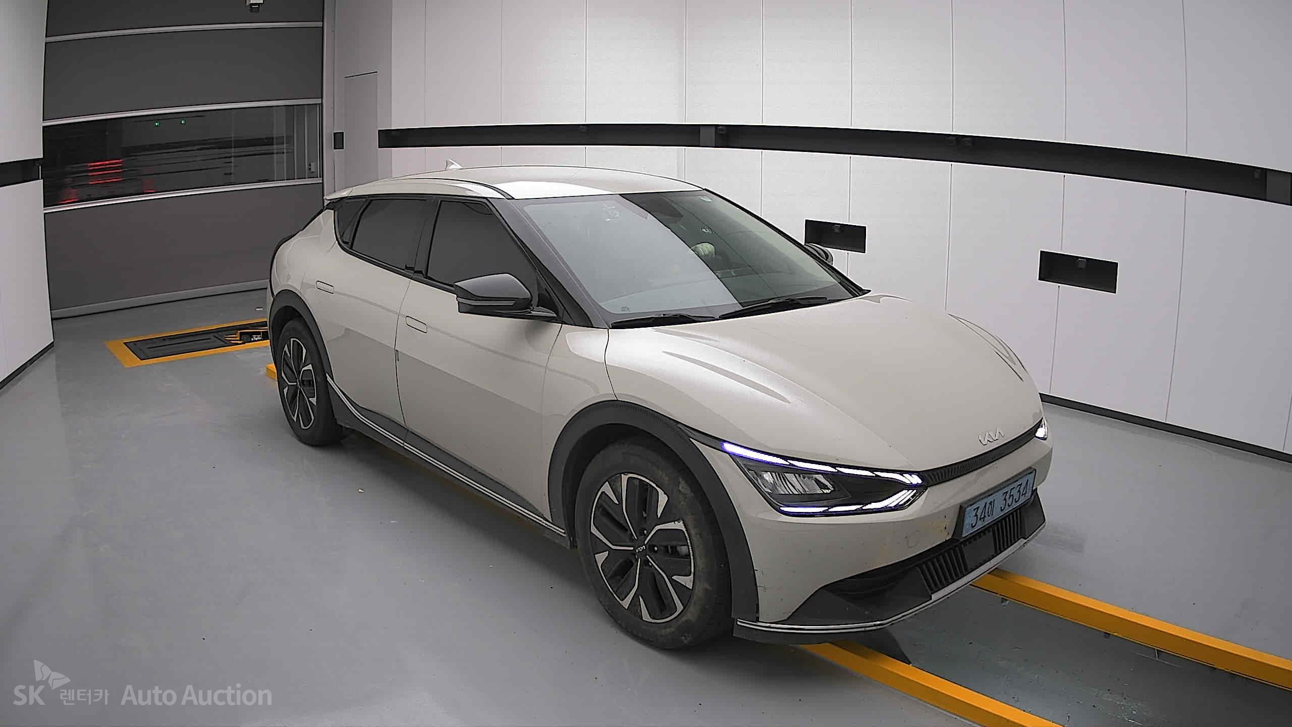 2022 - kia ev6