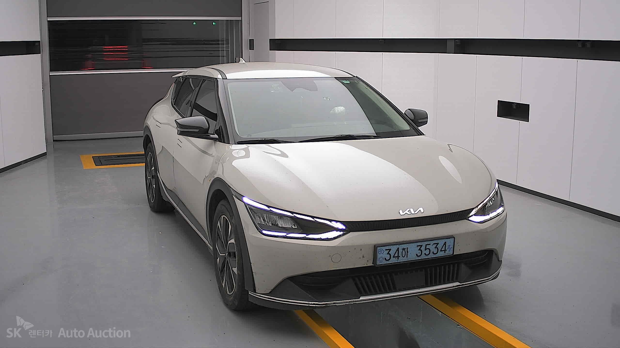 2022 - kia ev6