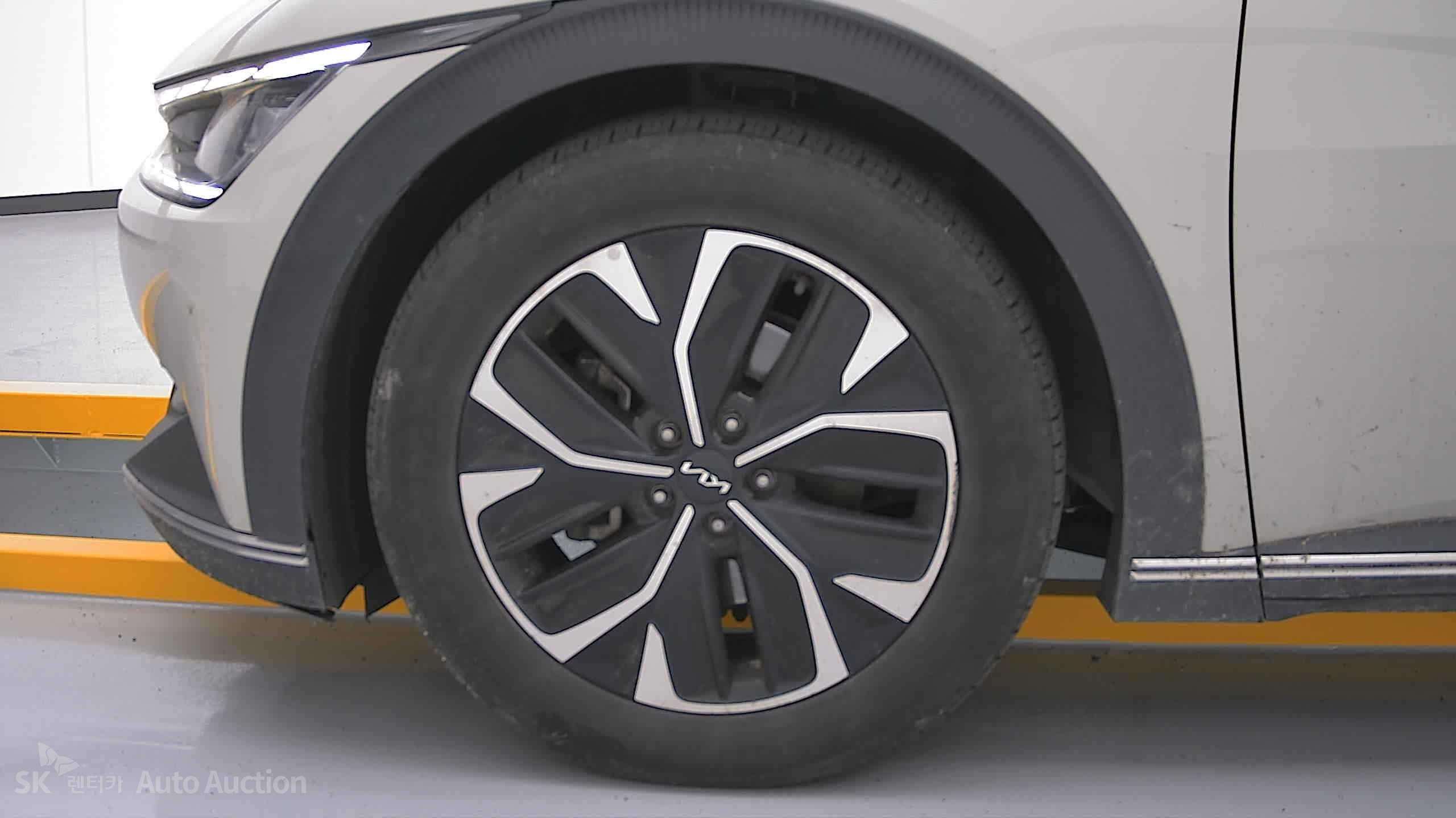 2022 - kia ev6