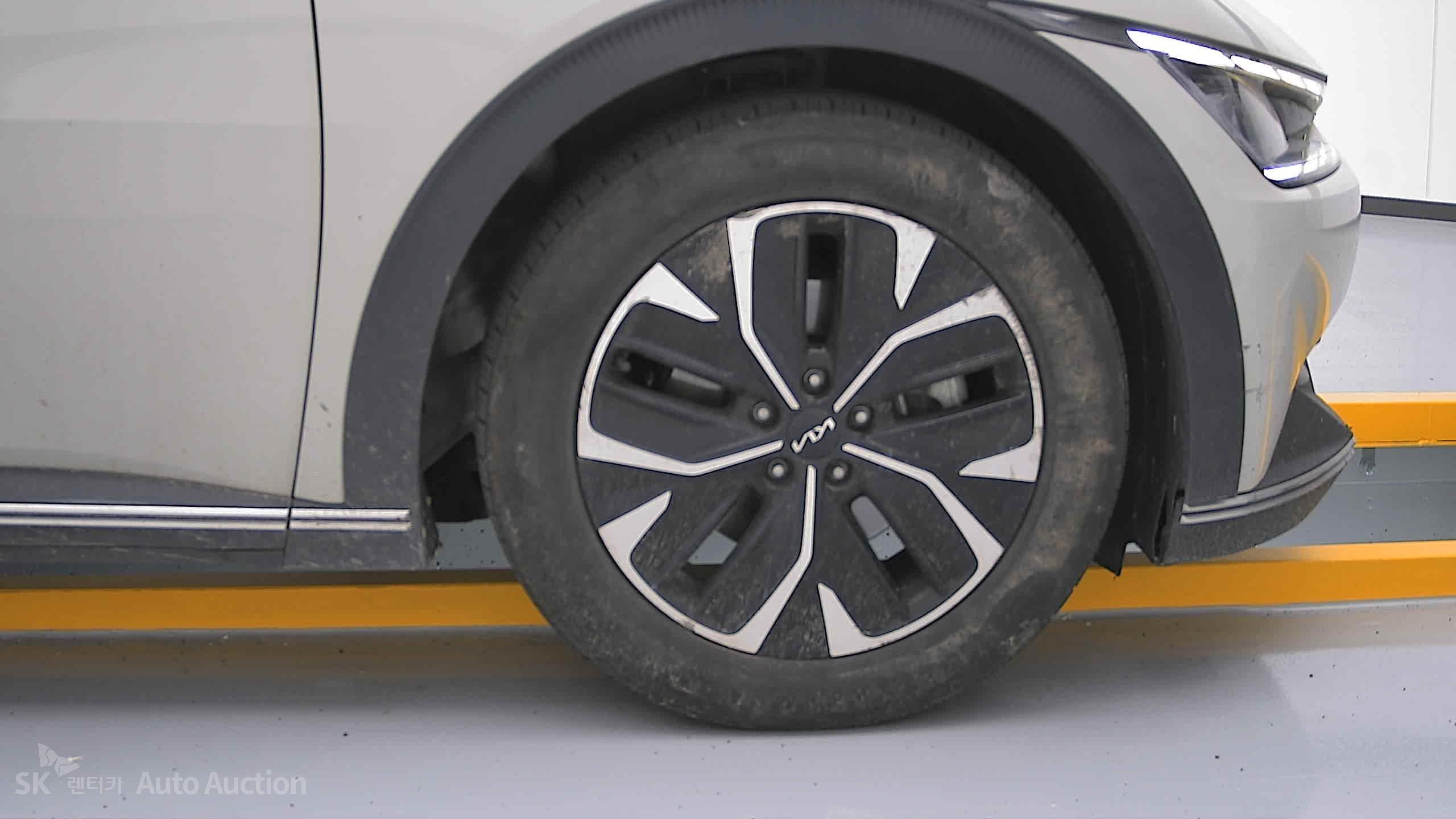 2022 - kia ev6