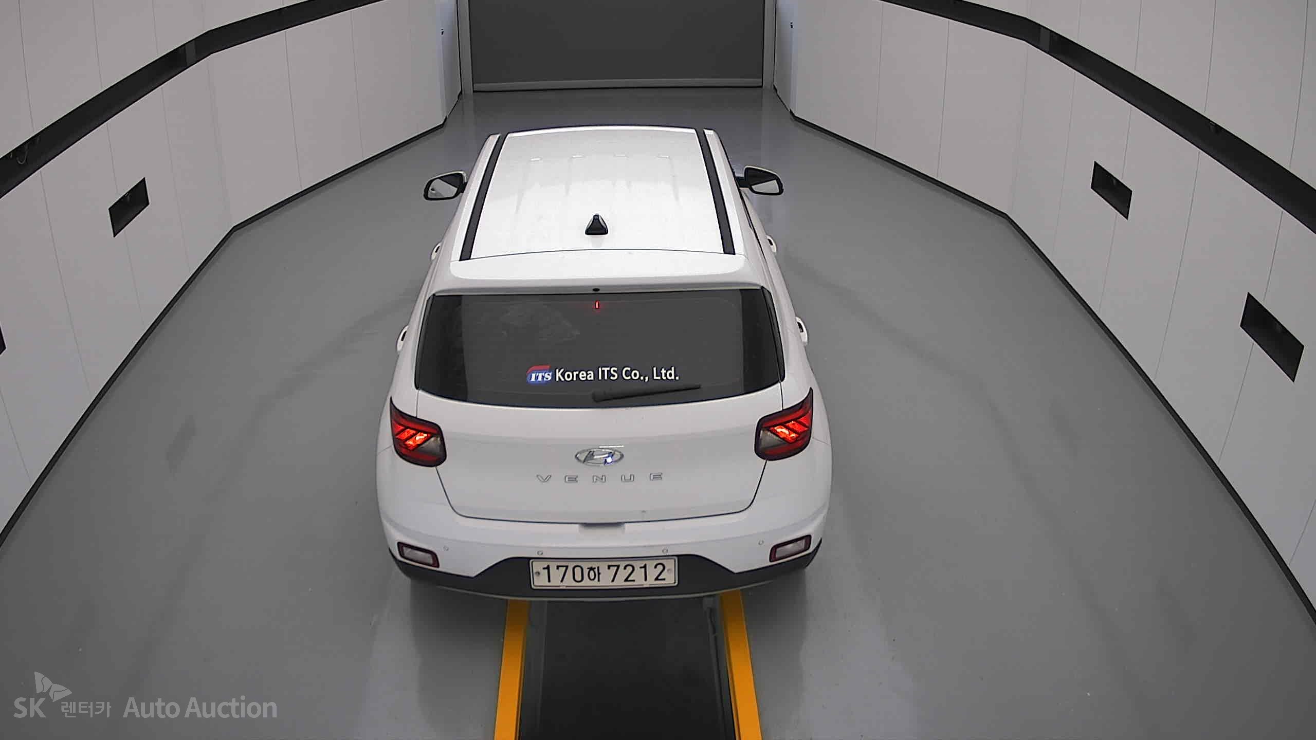 2021 - hyundai venue