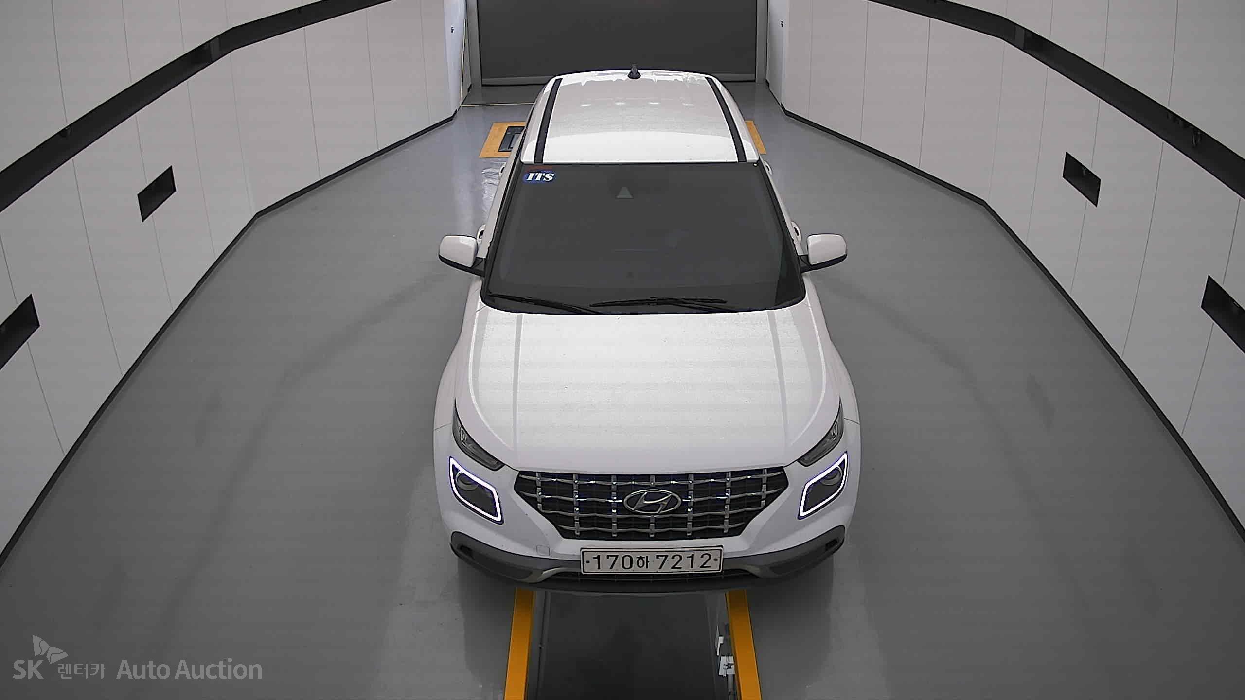 2021 - hyundai venue