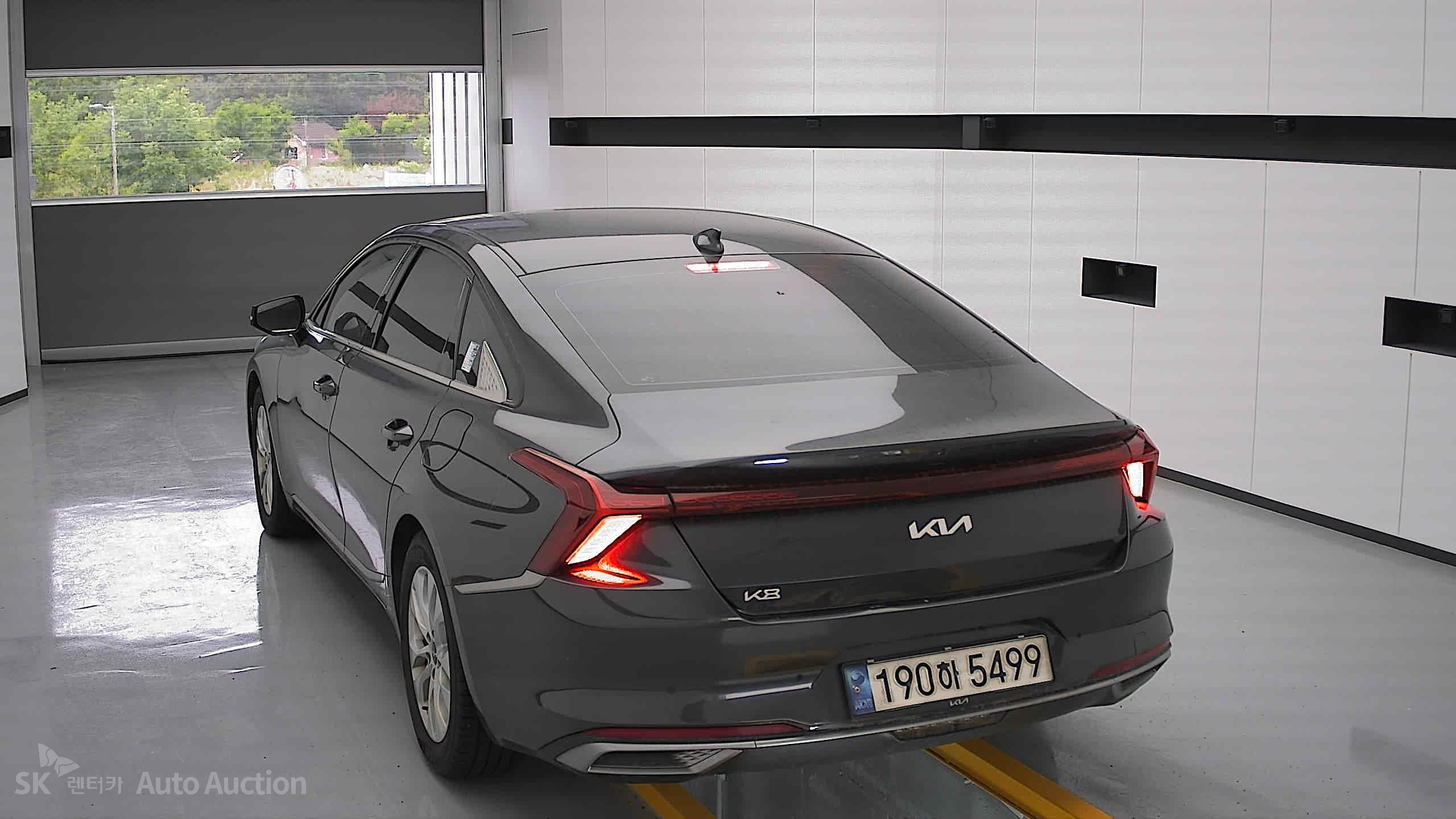 2022 - kia k8