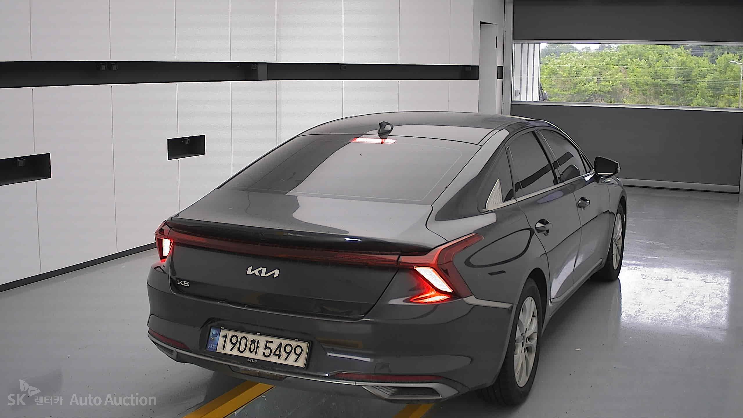 2022 - kia k8