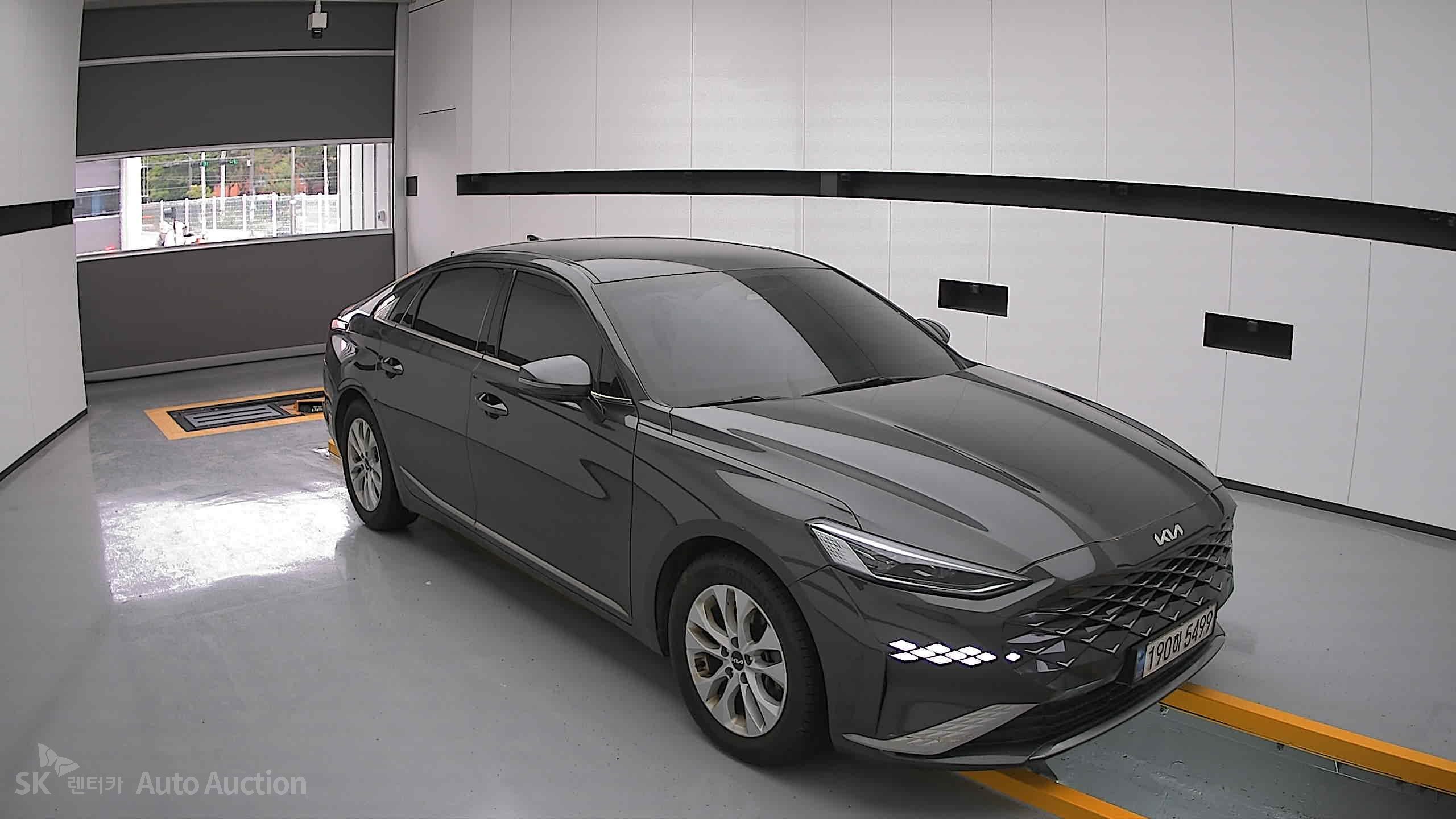 2022 - kia k8