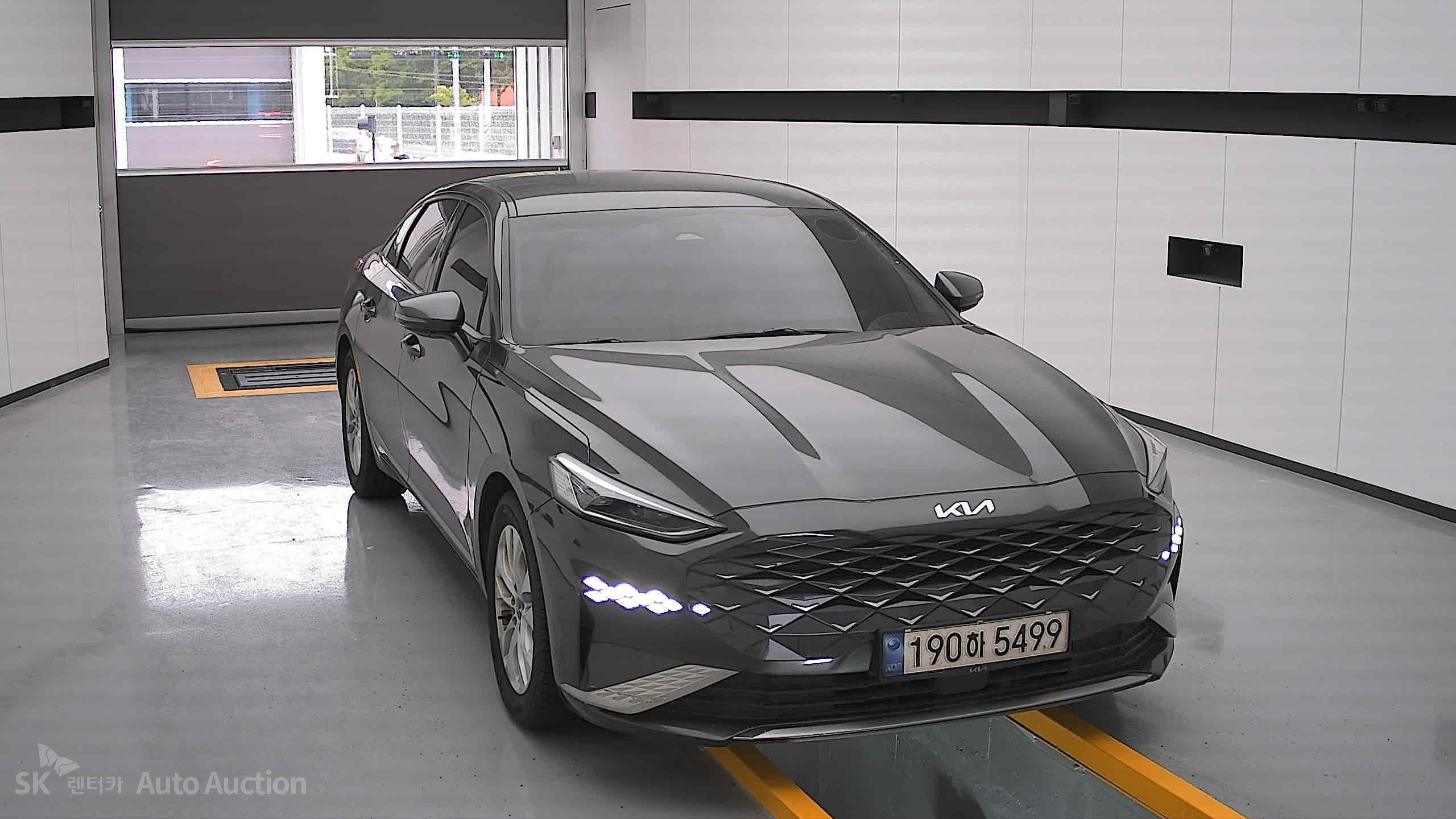 2022 - kia k8