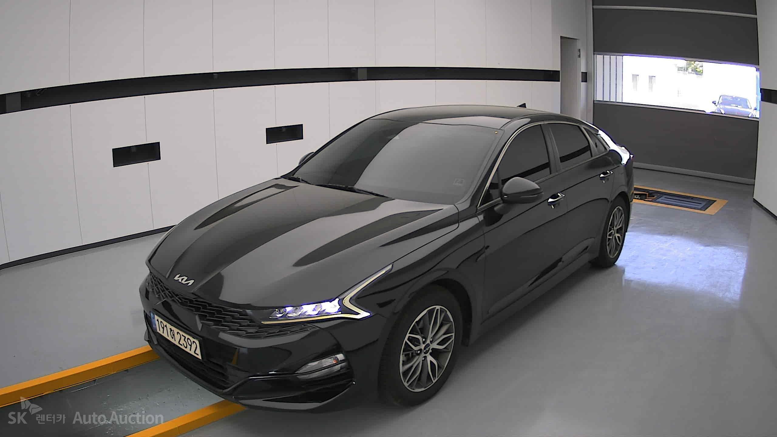 2022 - kia k5