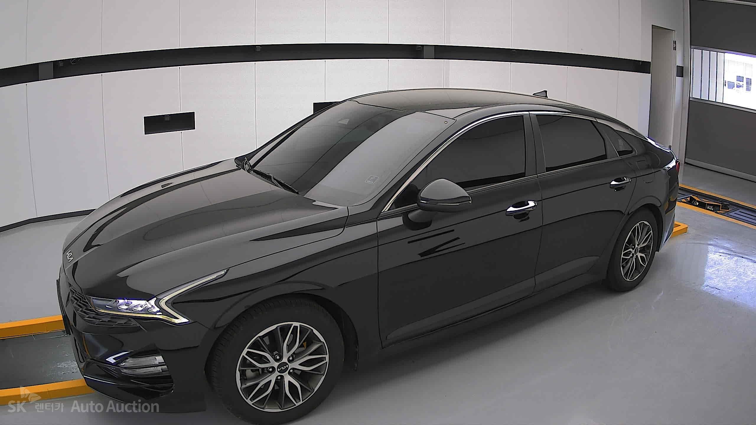 2022 - kia k5