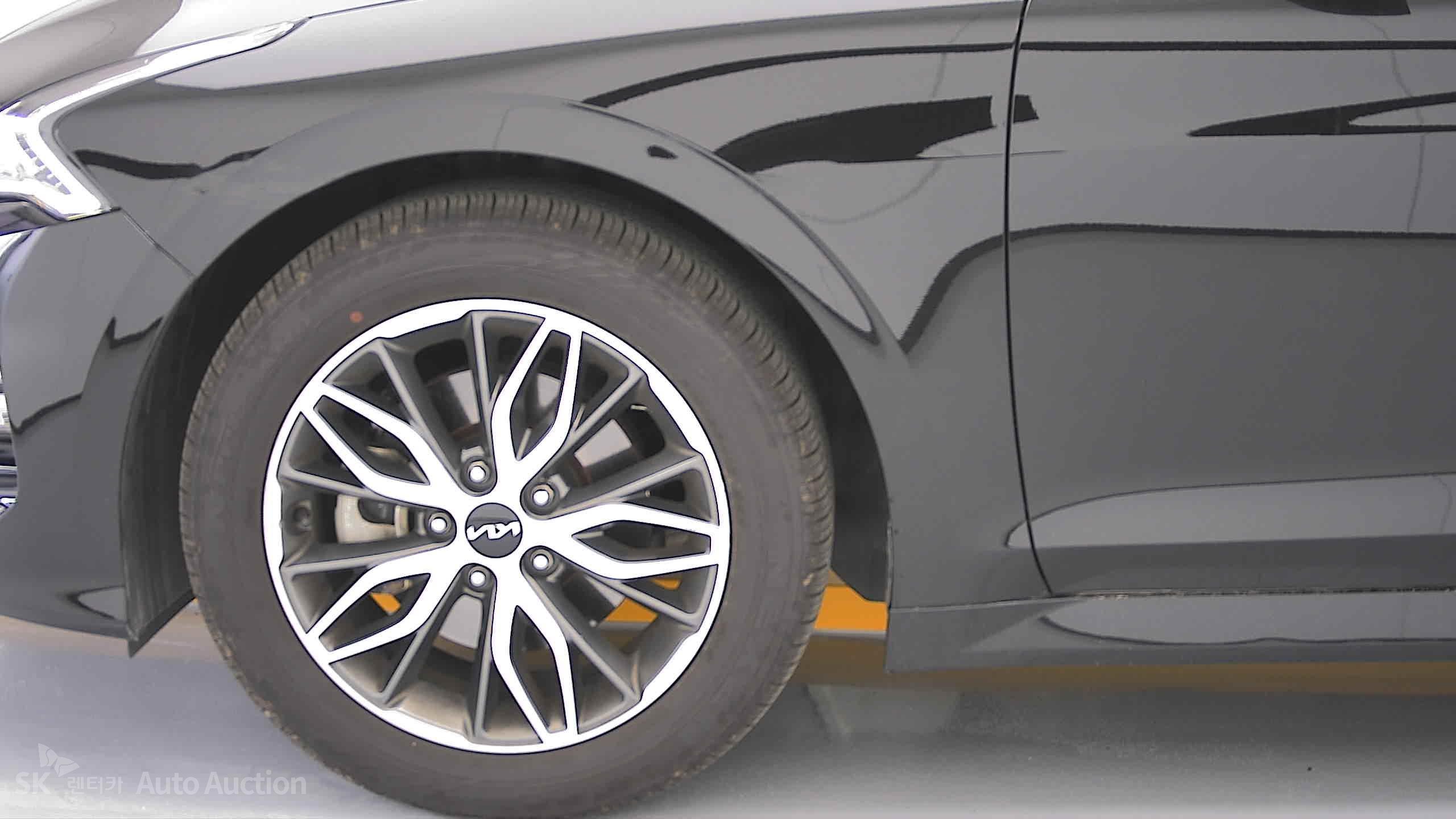 2022 - kia k5