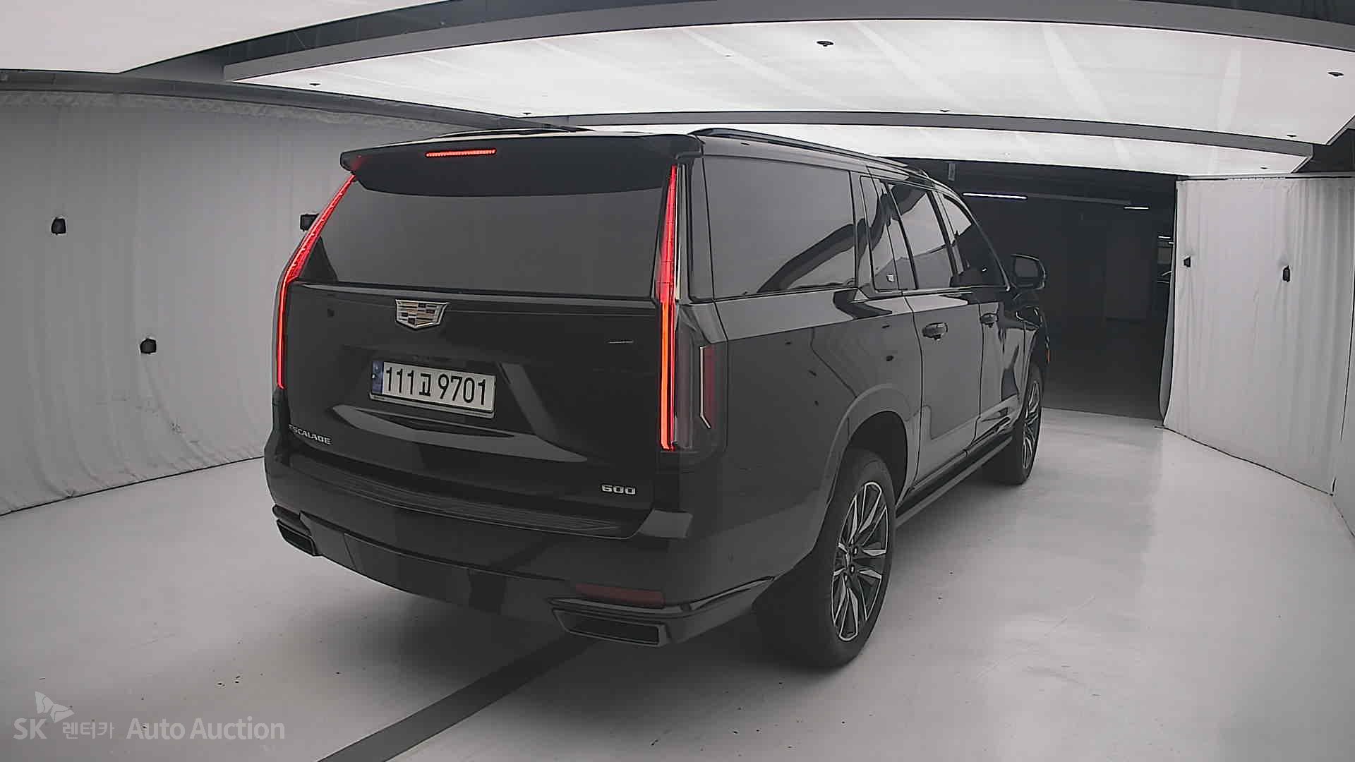 2023 - cadillac escalade
