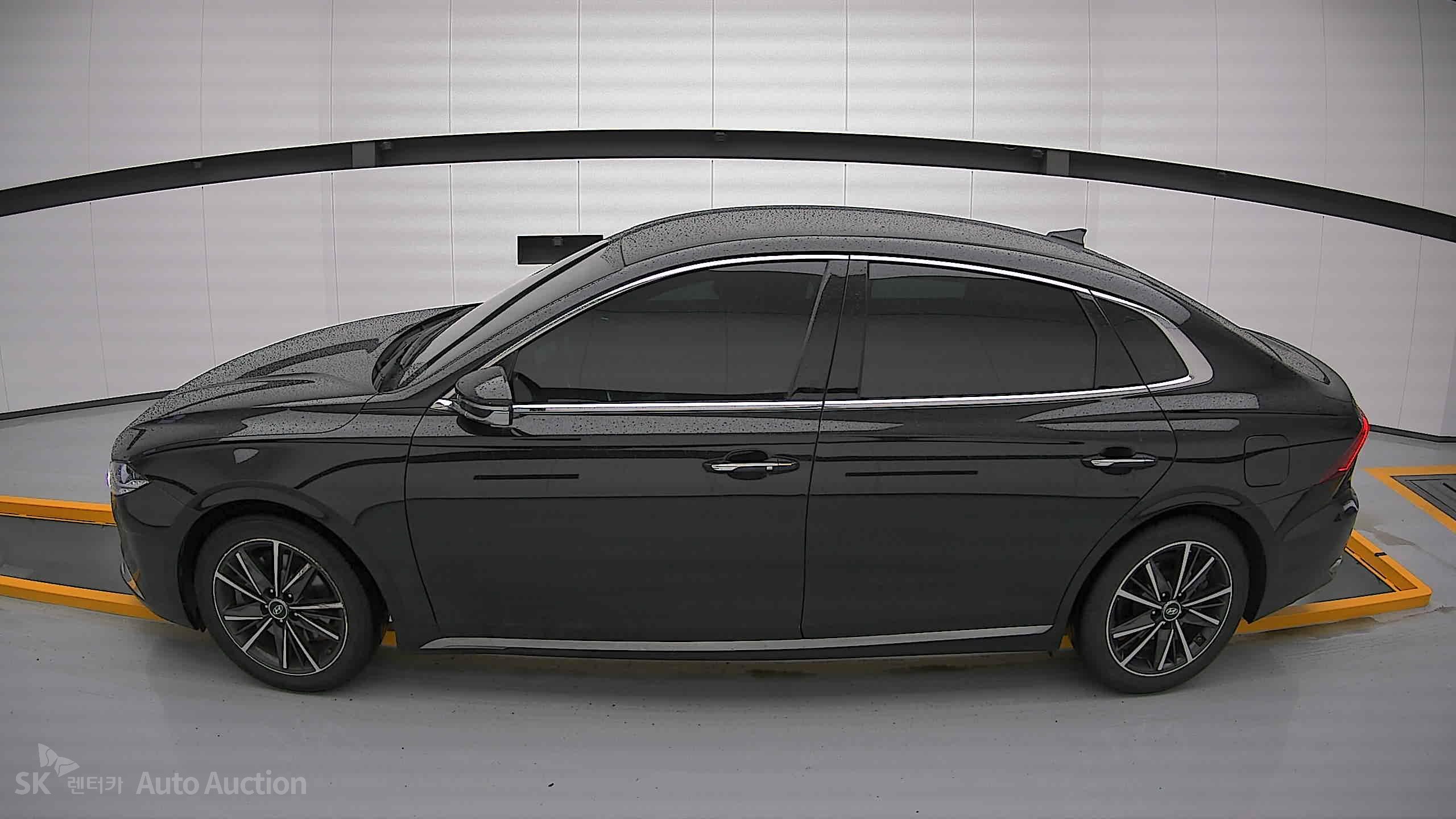 2022 - hyundai grandeur