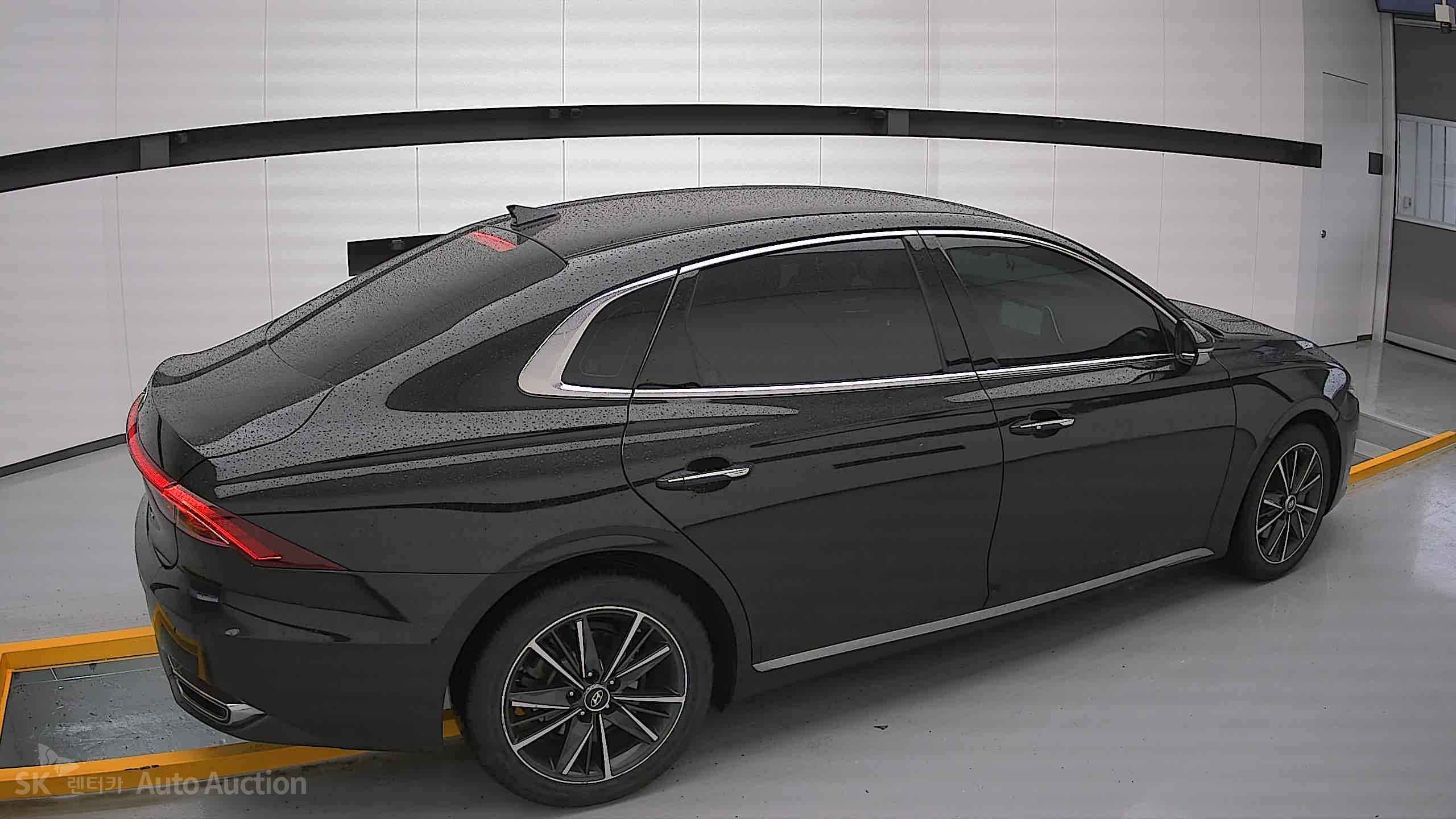 2022 - hyundai grandeur
