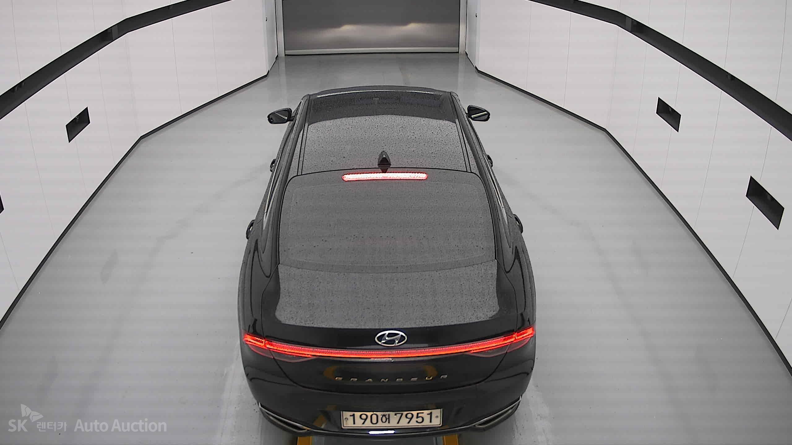 2022 - hyundai grandeur