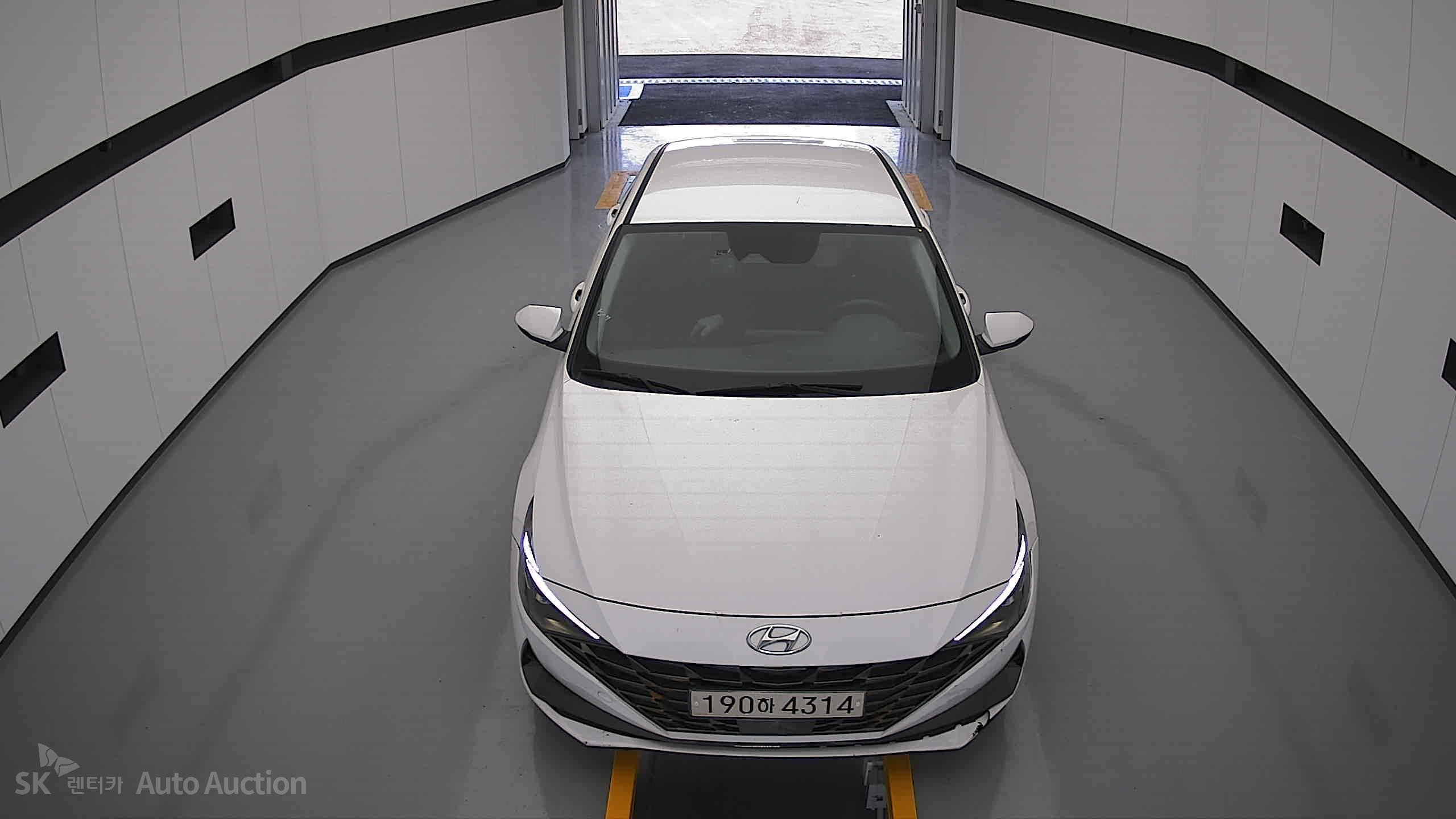 2023 - hyundai avante