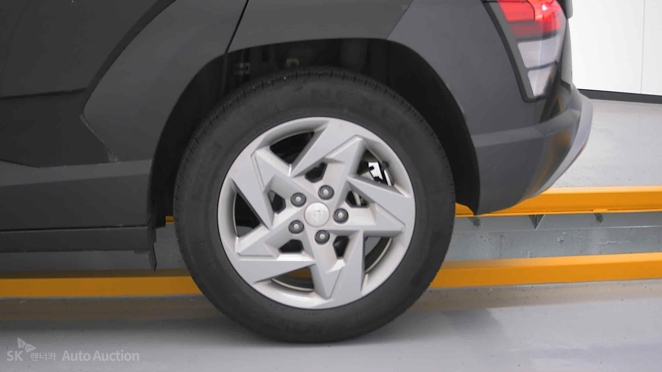 2023 - hyundai kona
