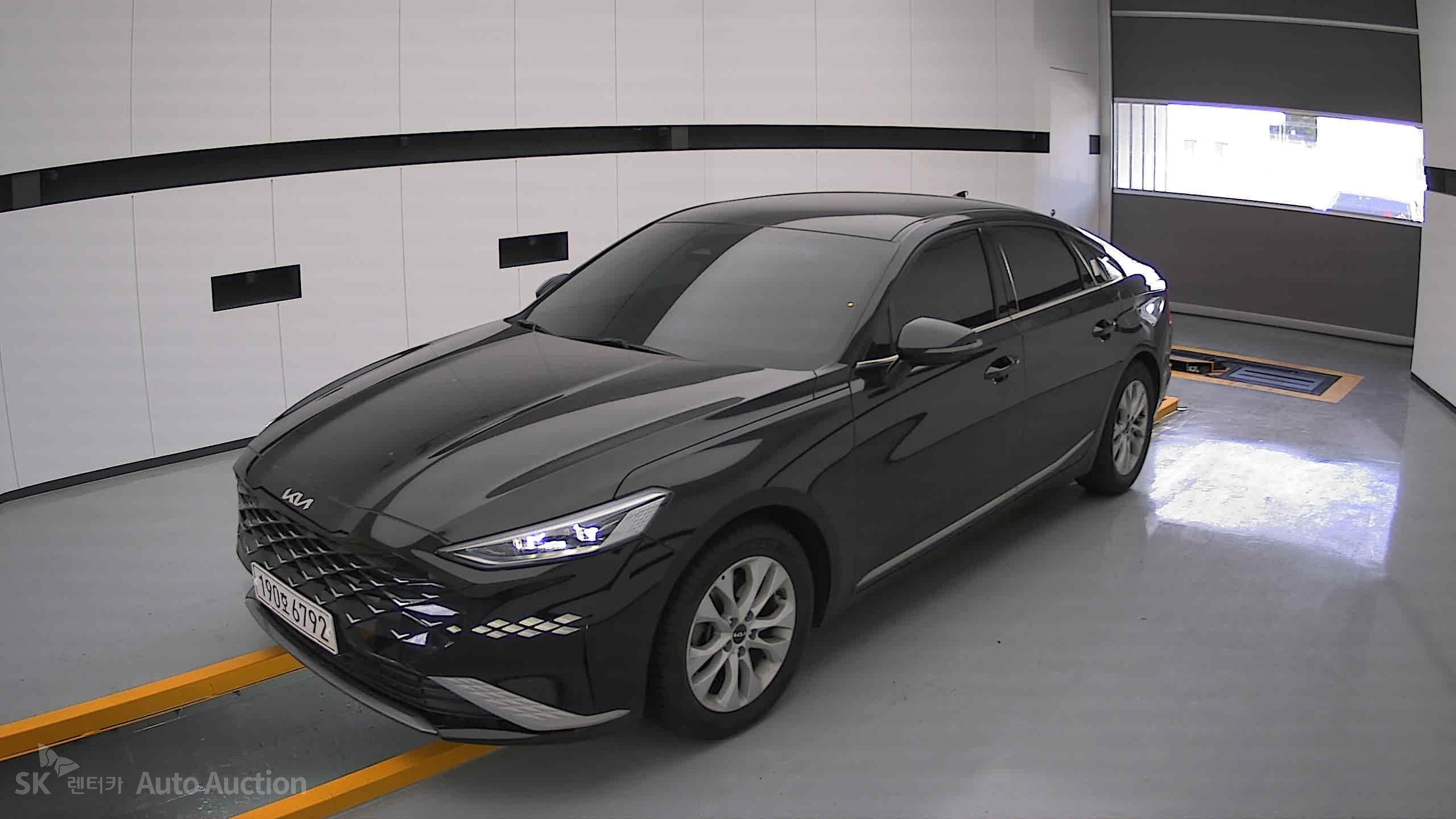 2023 - kia k8