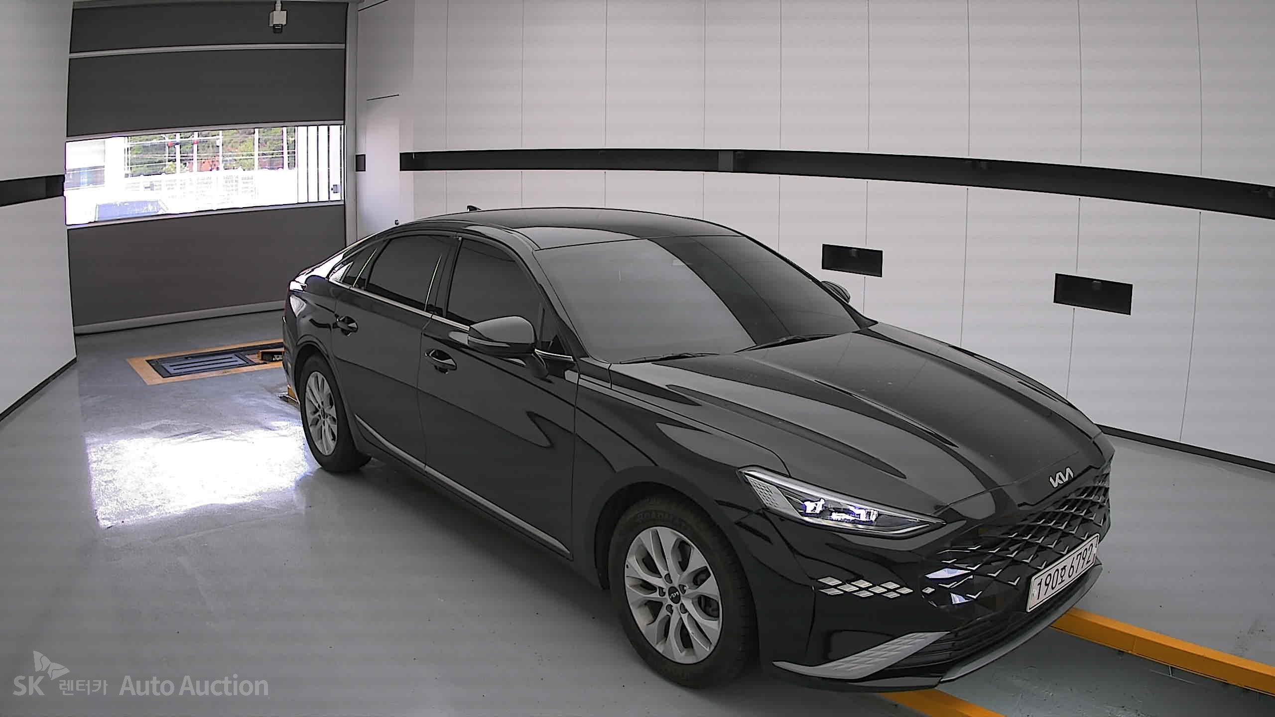 2023 - kia k8