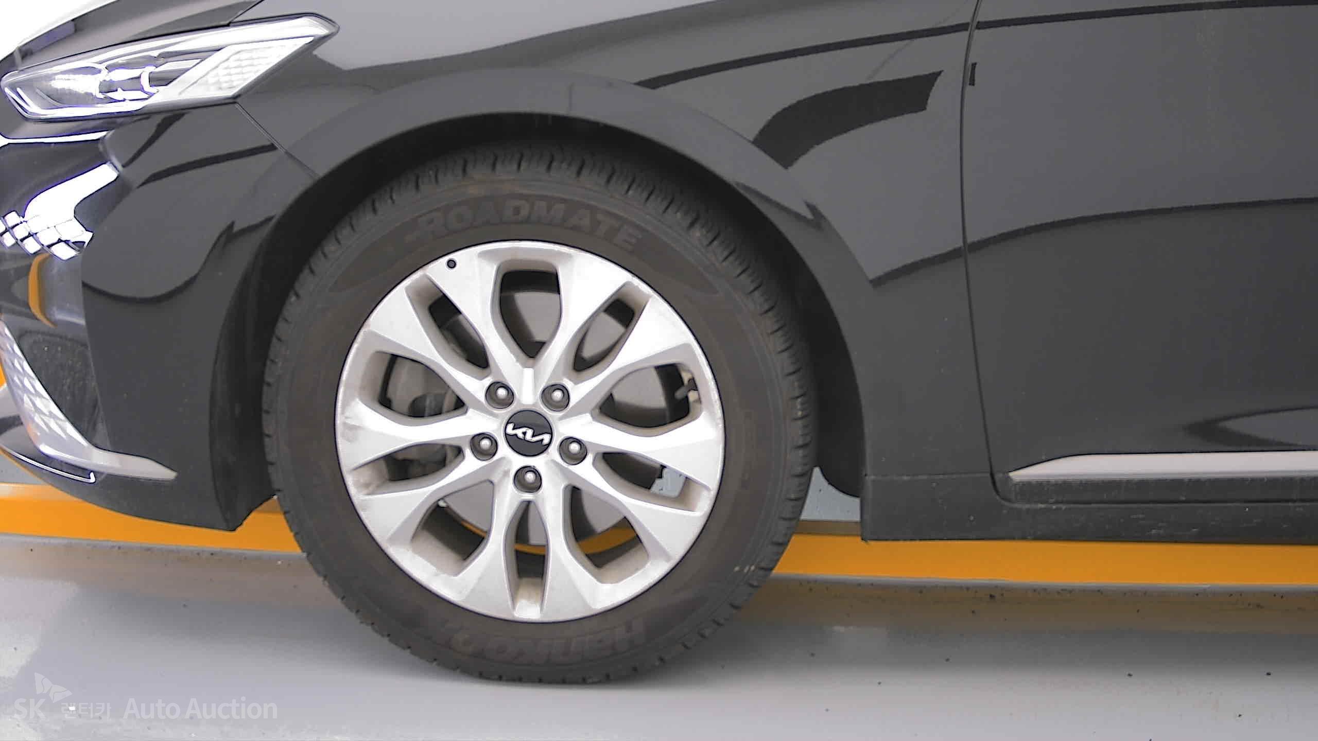 2023 - kia k8