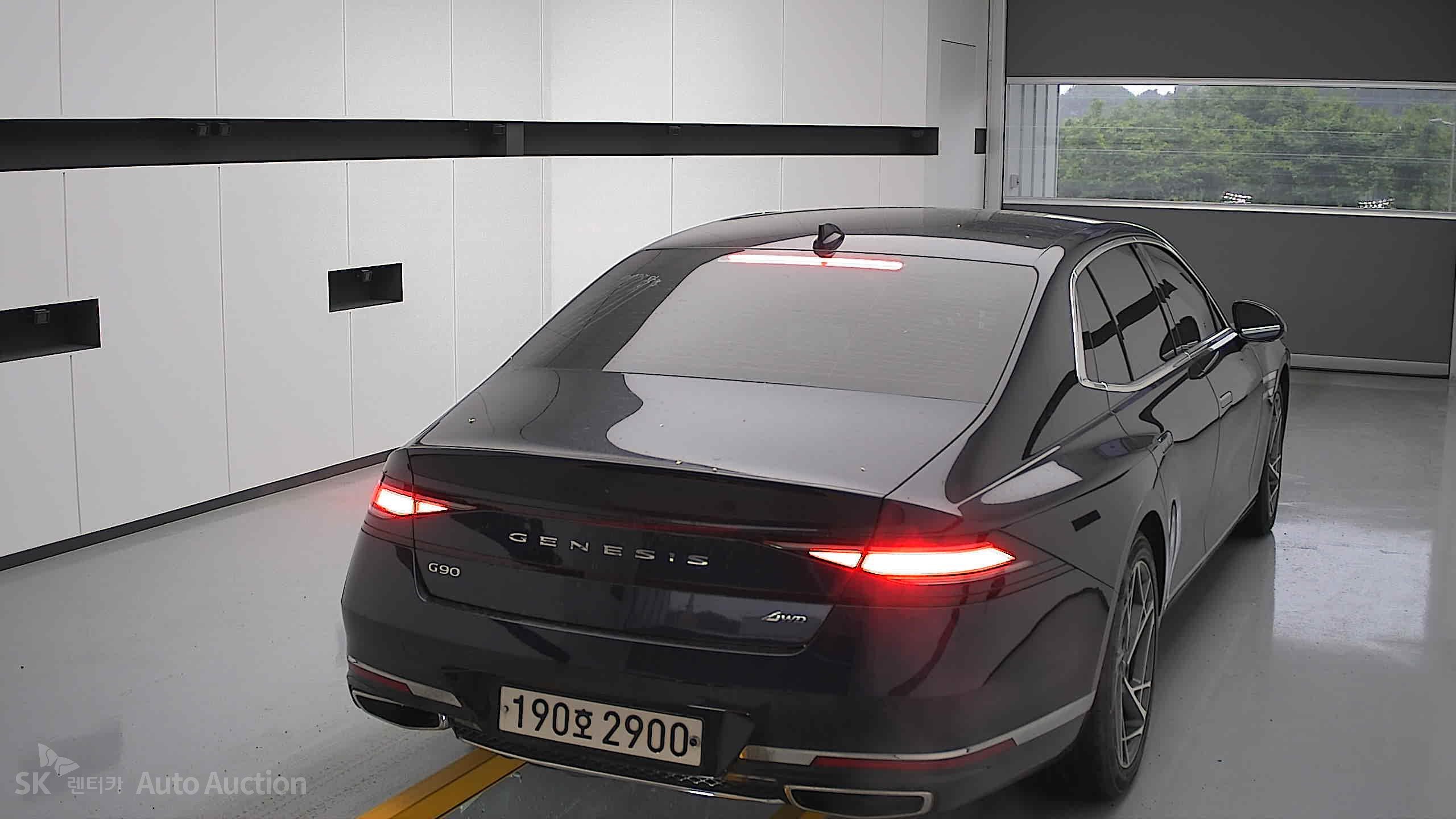 2022 - genesis g90