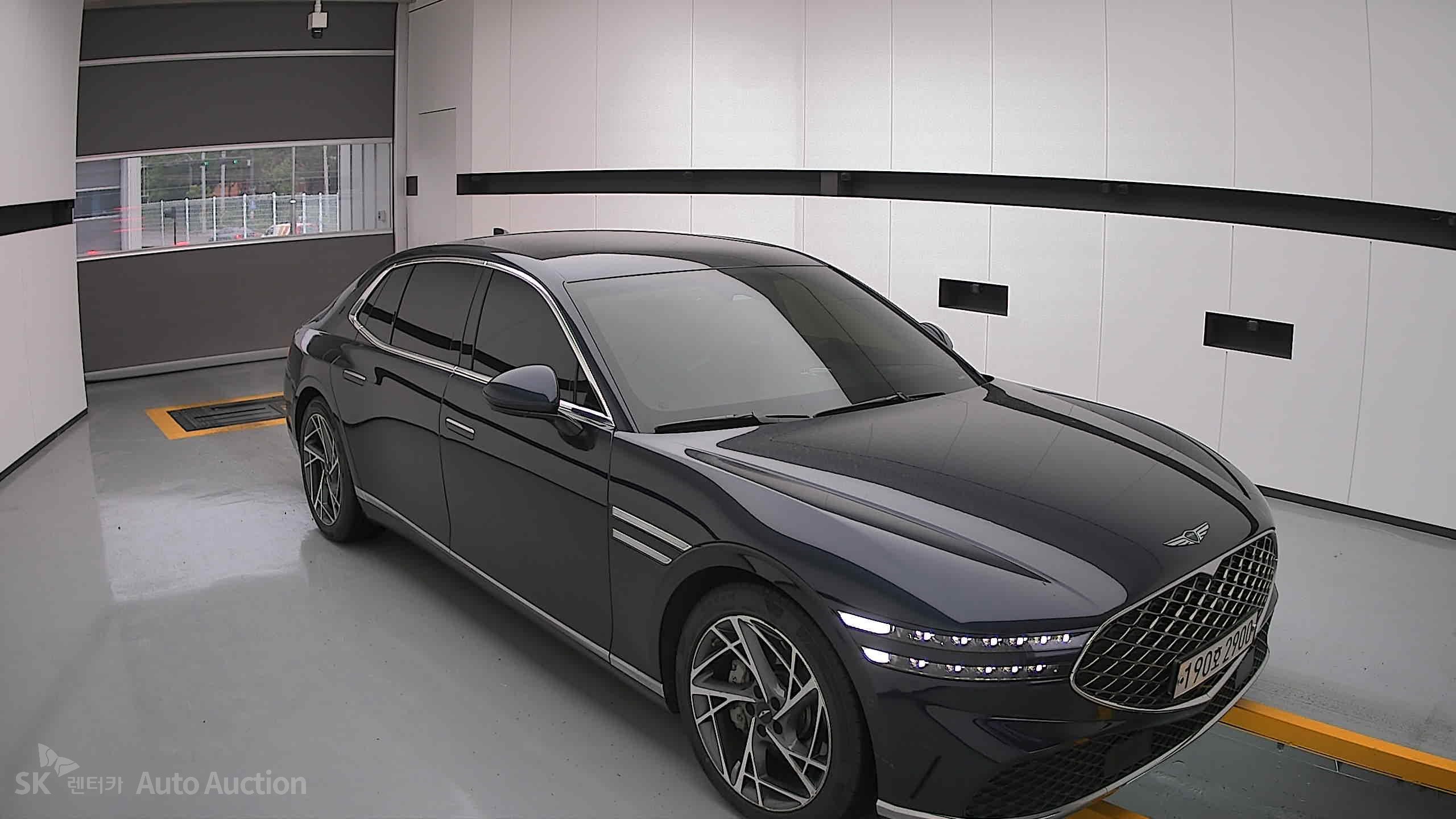 2022 - genesis g90
