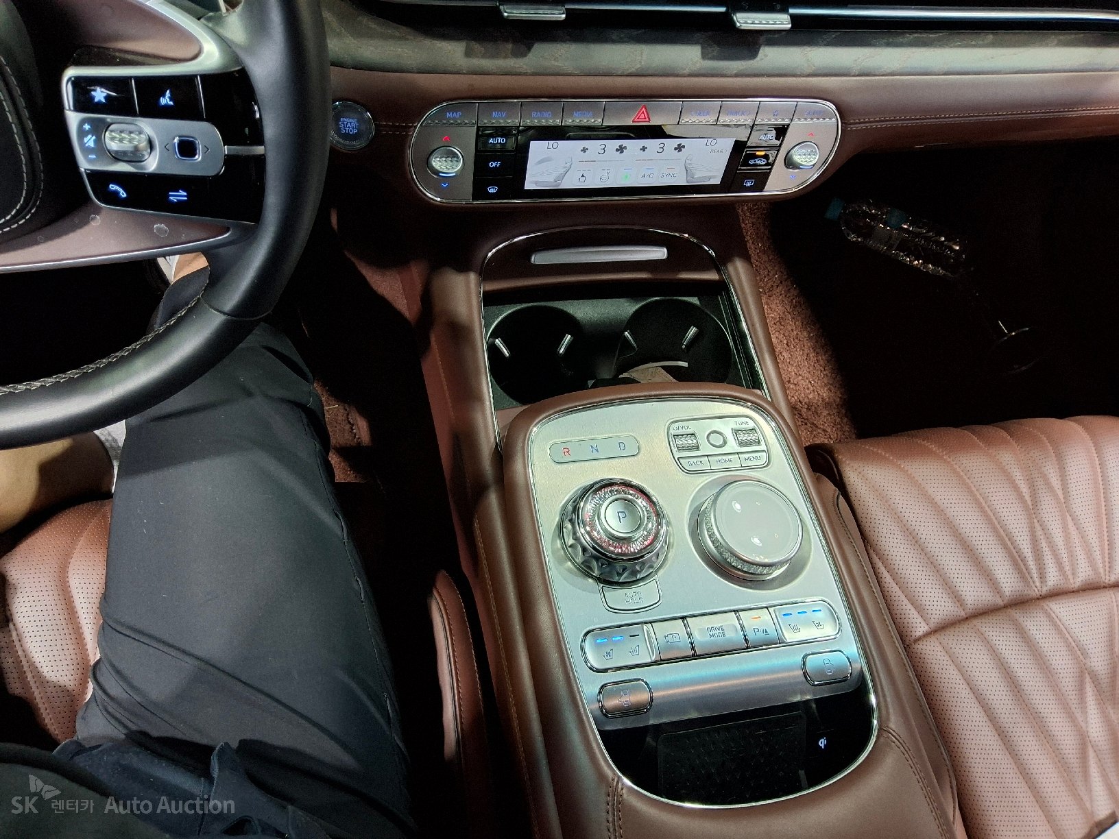2022 - genesis g90