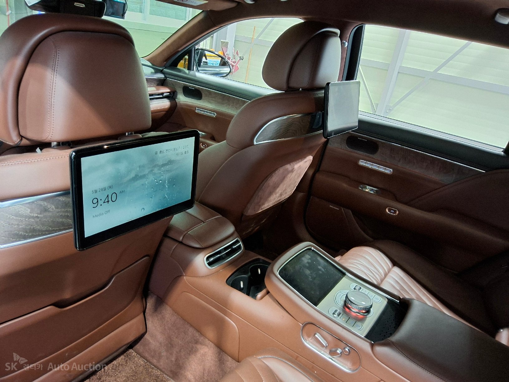 2022 - genesis g90