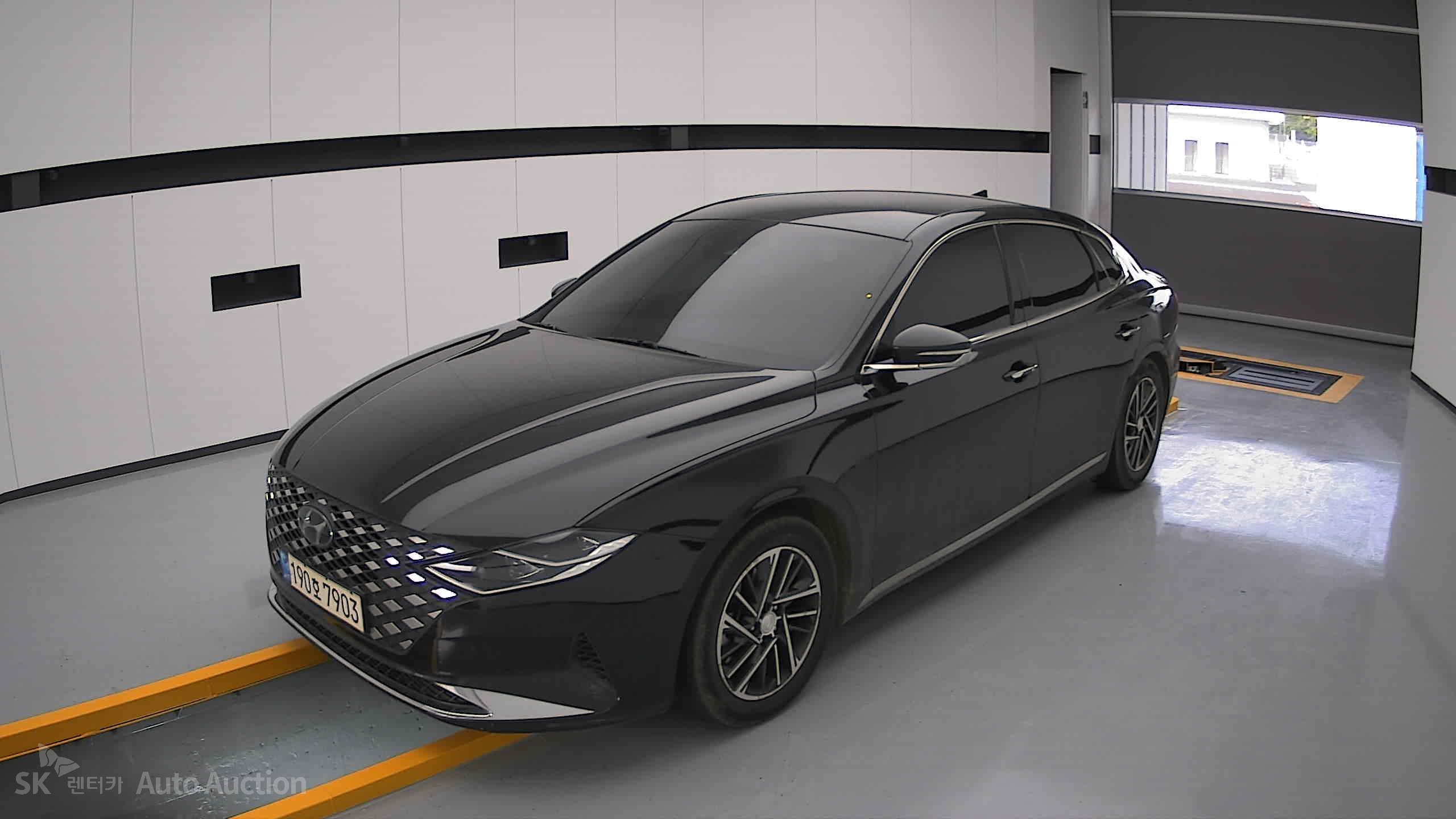 2022 - hyundai grandeur