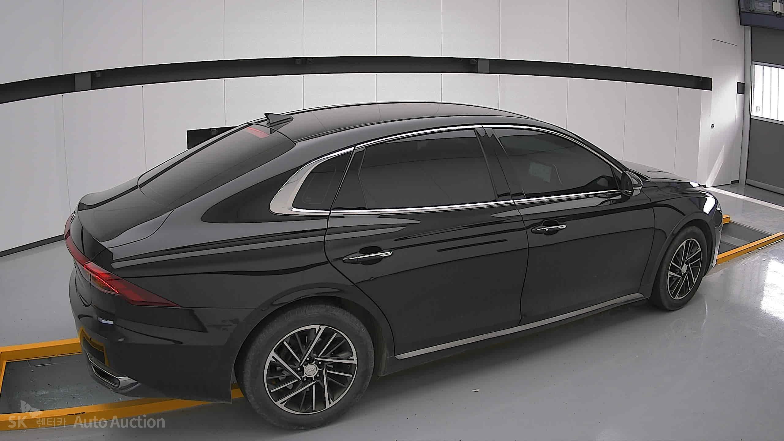 2022 - hyundai grandeur