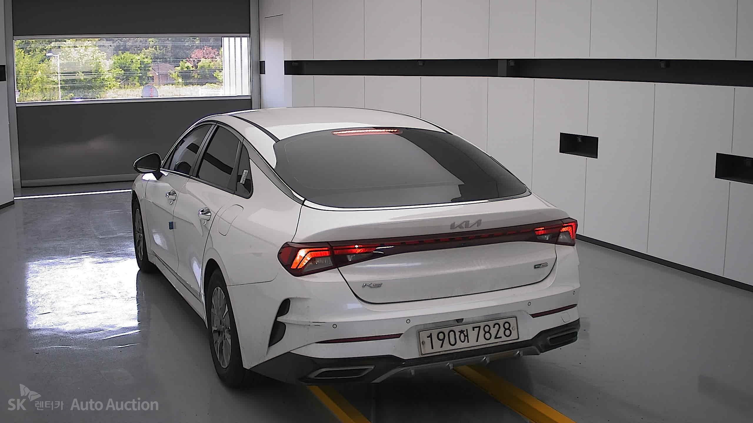 2022 - kia k5