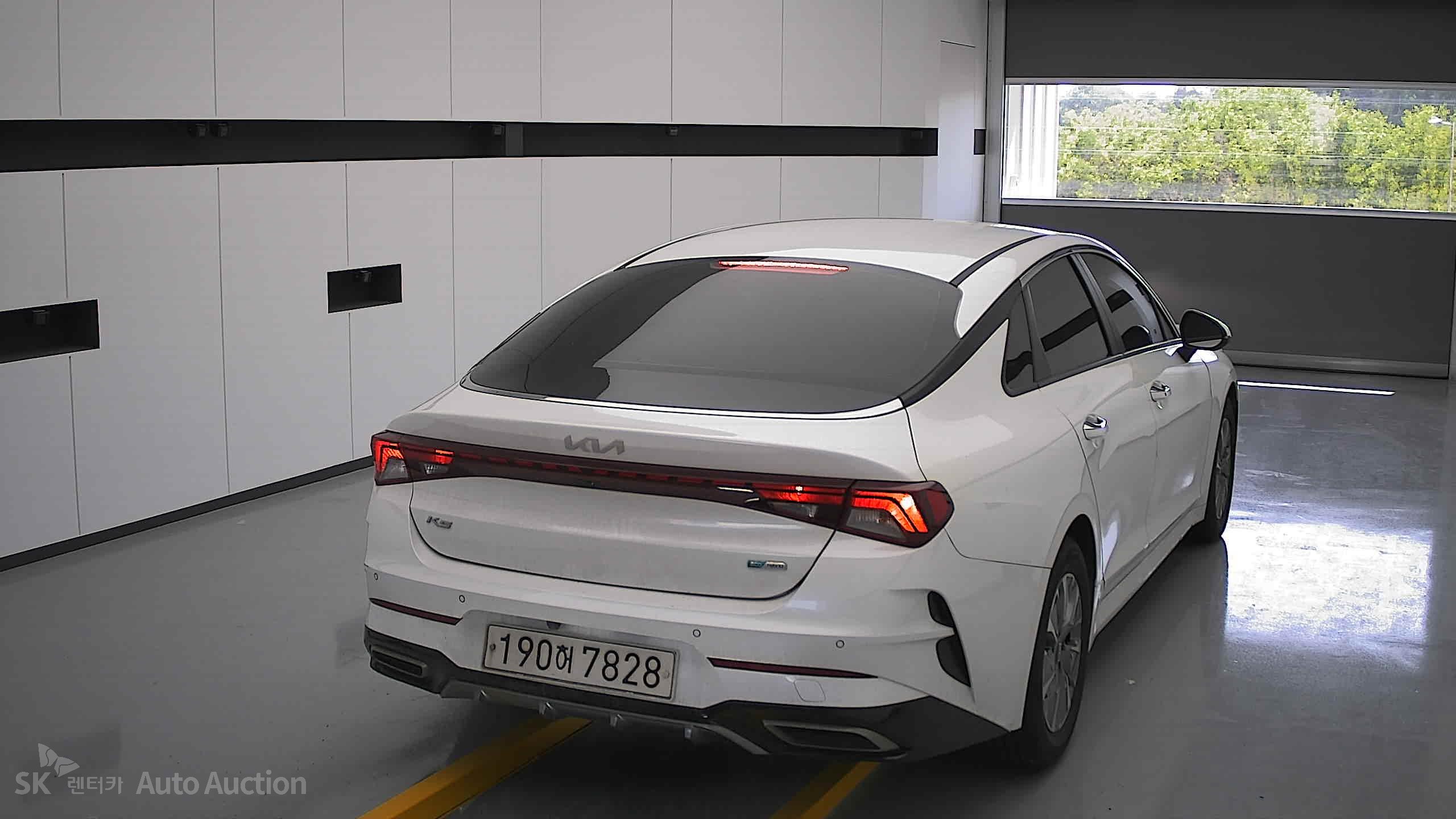 2022 - kia k5