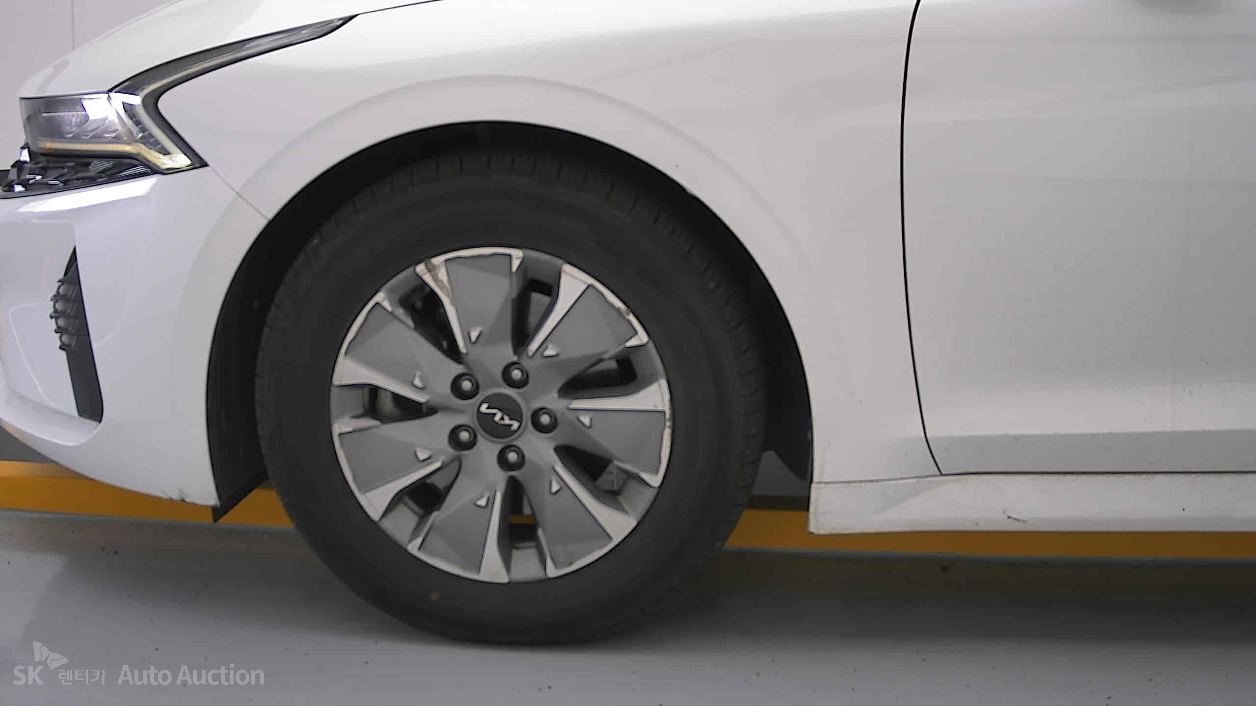 2022 - kia k5